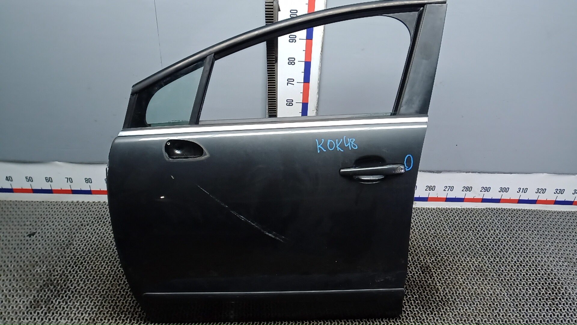 Дверь передняя левая Peugeot 5008