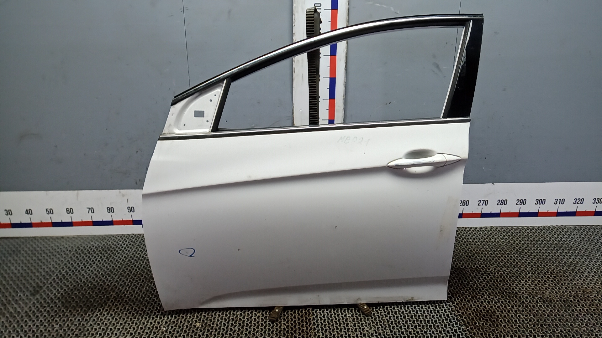 Дверь передняя левая Hyundai i40