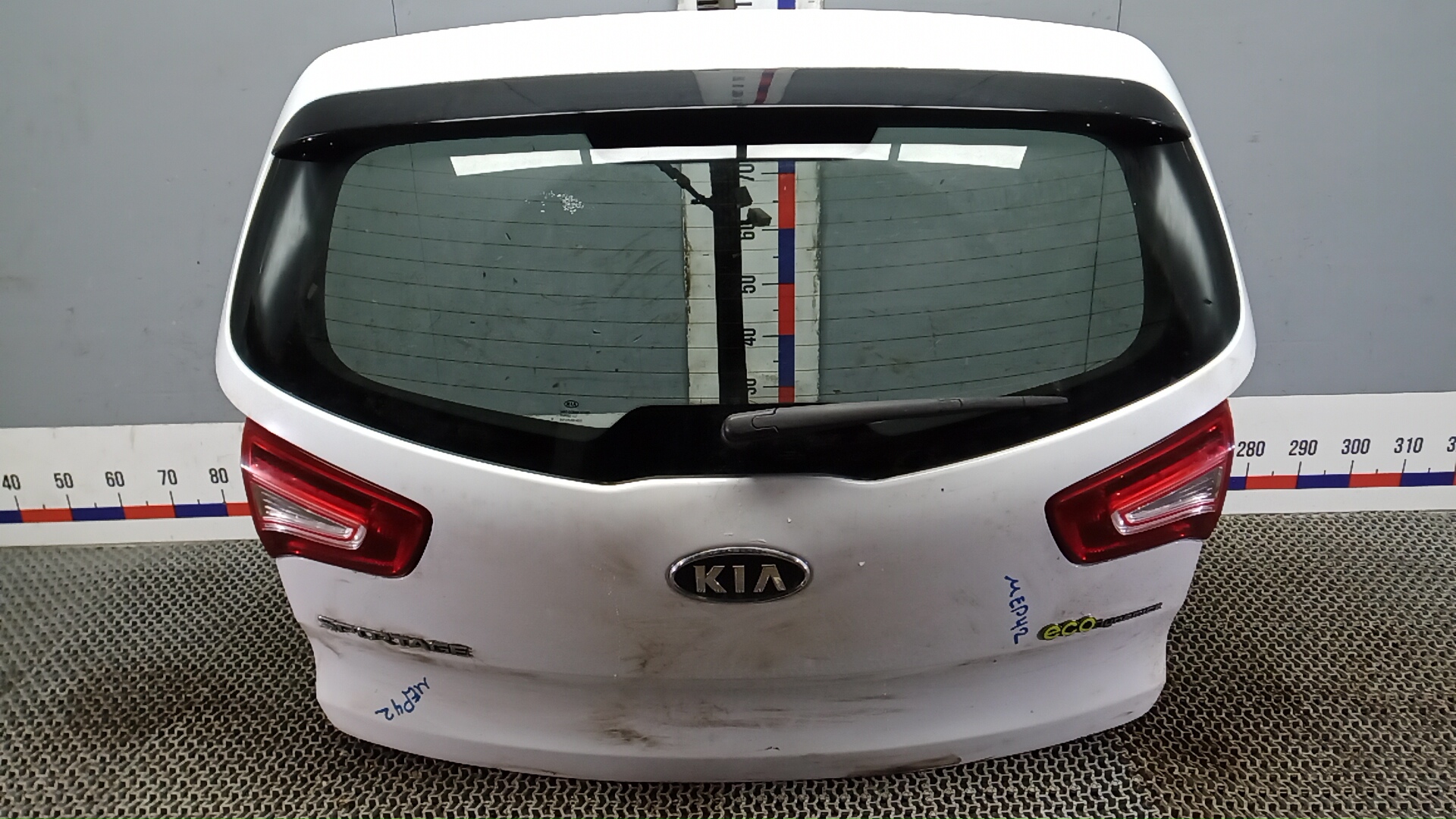 Дверь 3-5 Kia Sportage 3