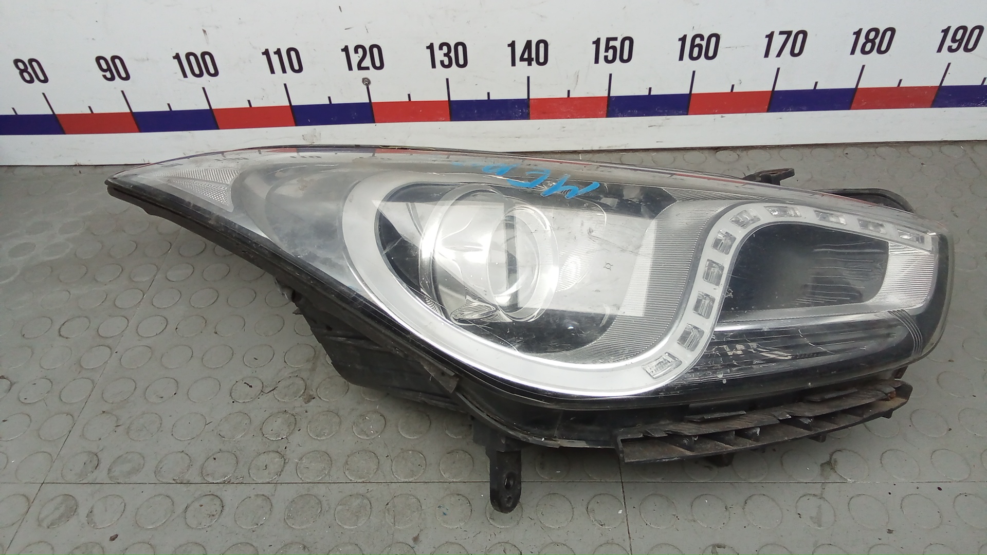 Фара правая Hyundai i40