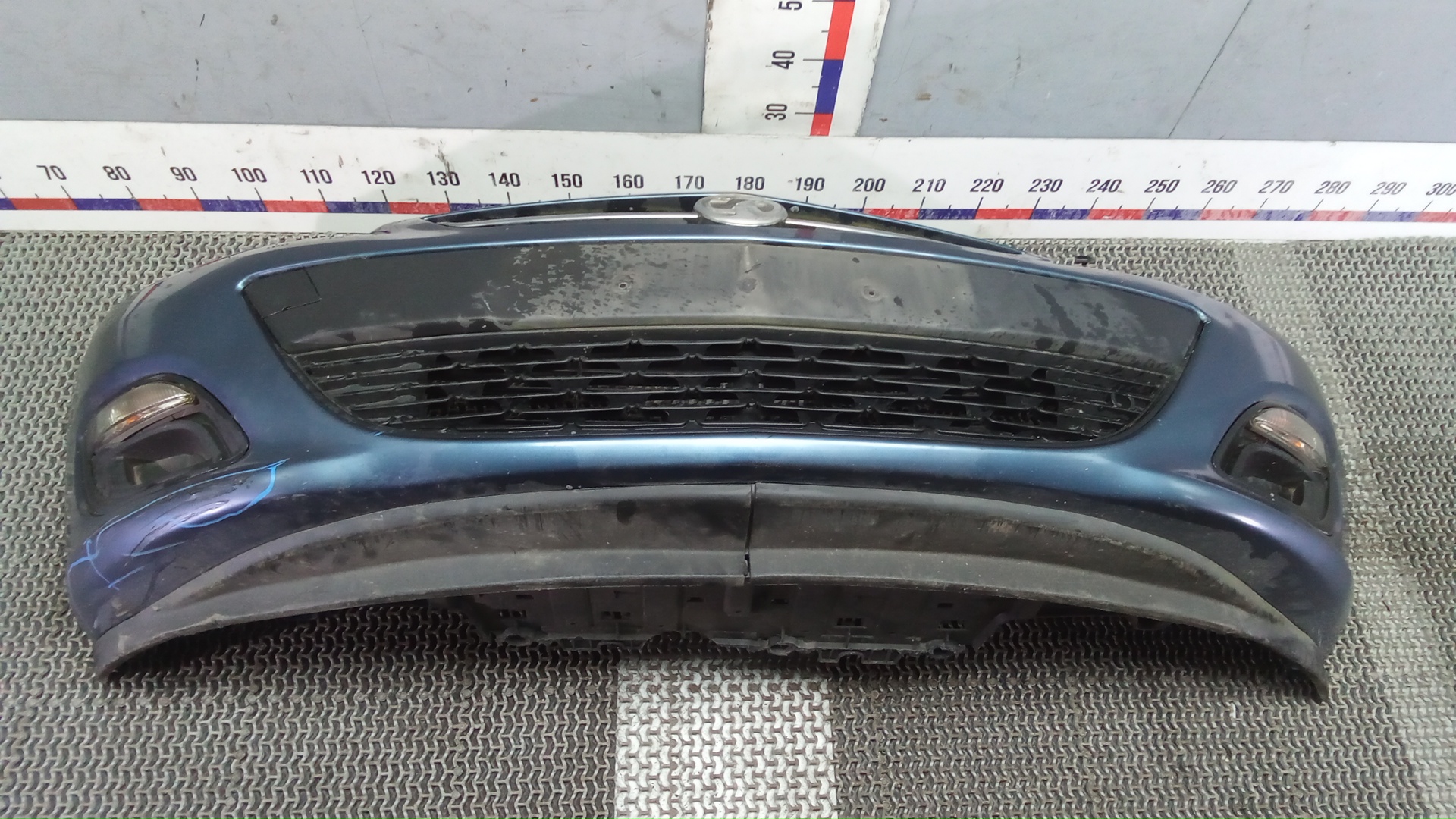 Бампер передний Opel Astra J