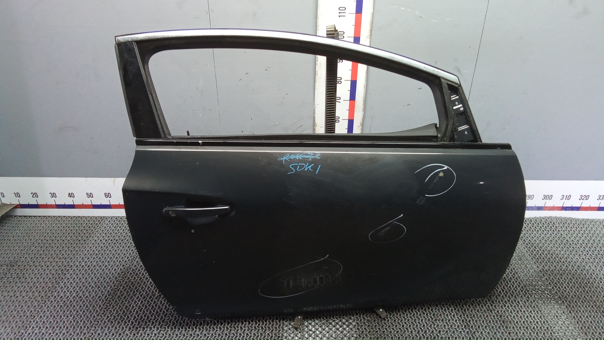 Дверь передняя правая Opel Astra GTC