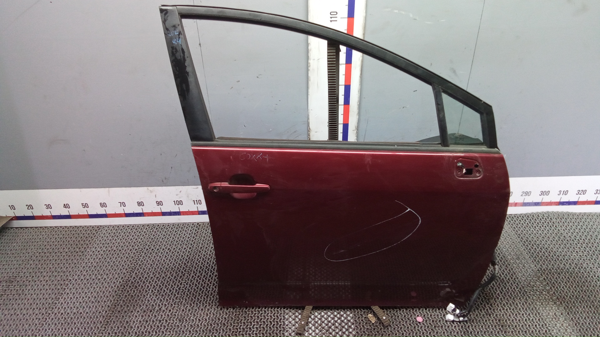 Дверь передняя правая Toyota Corolla Verso 2