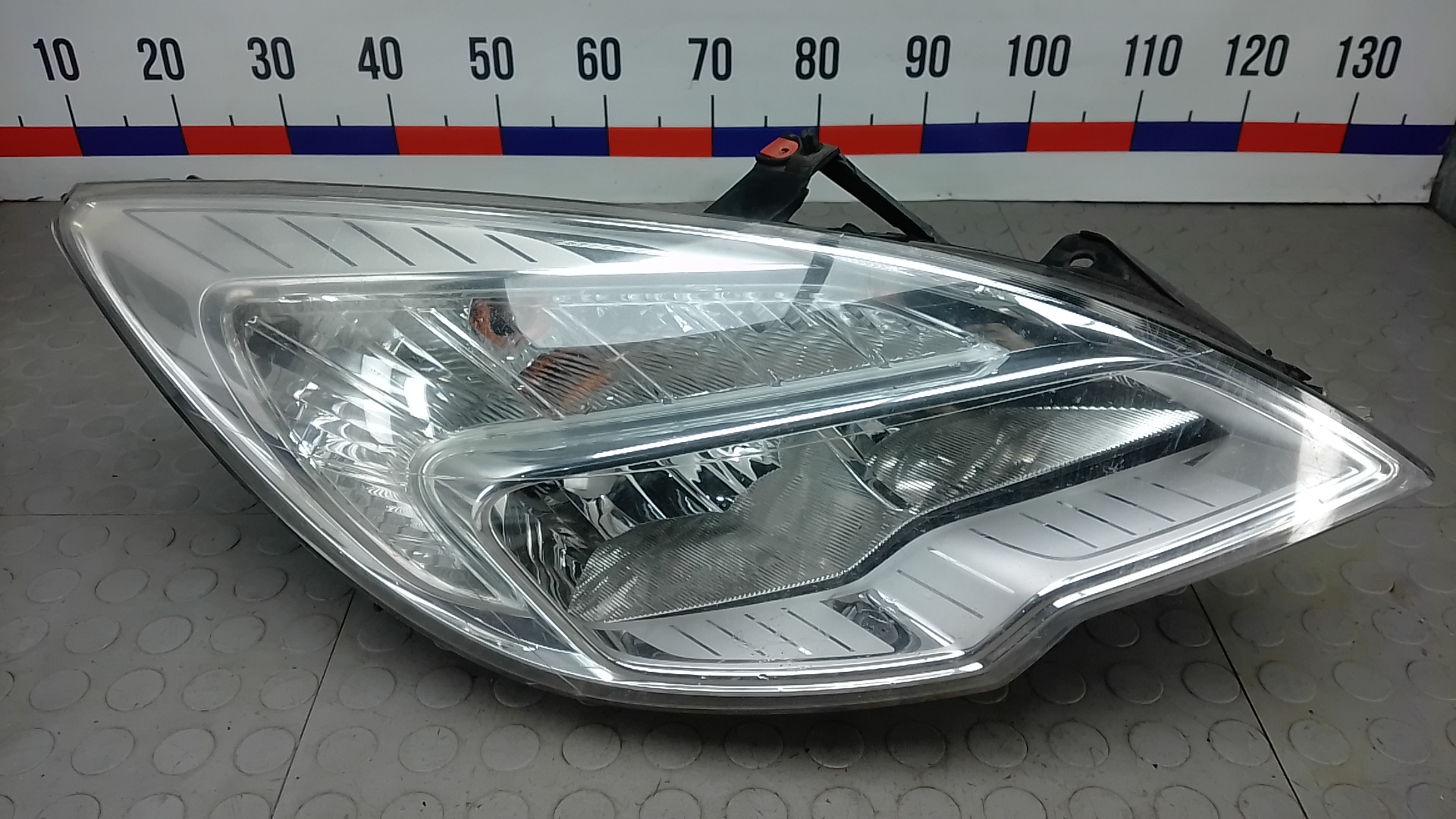 Фара правая Opel Meriva B