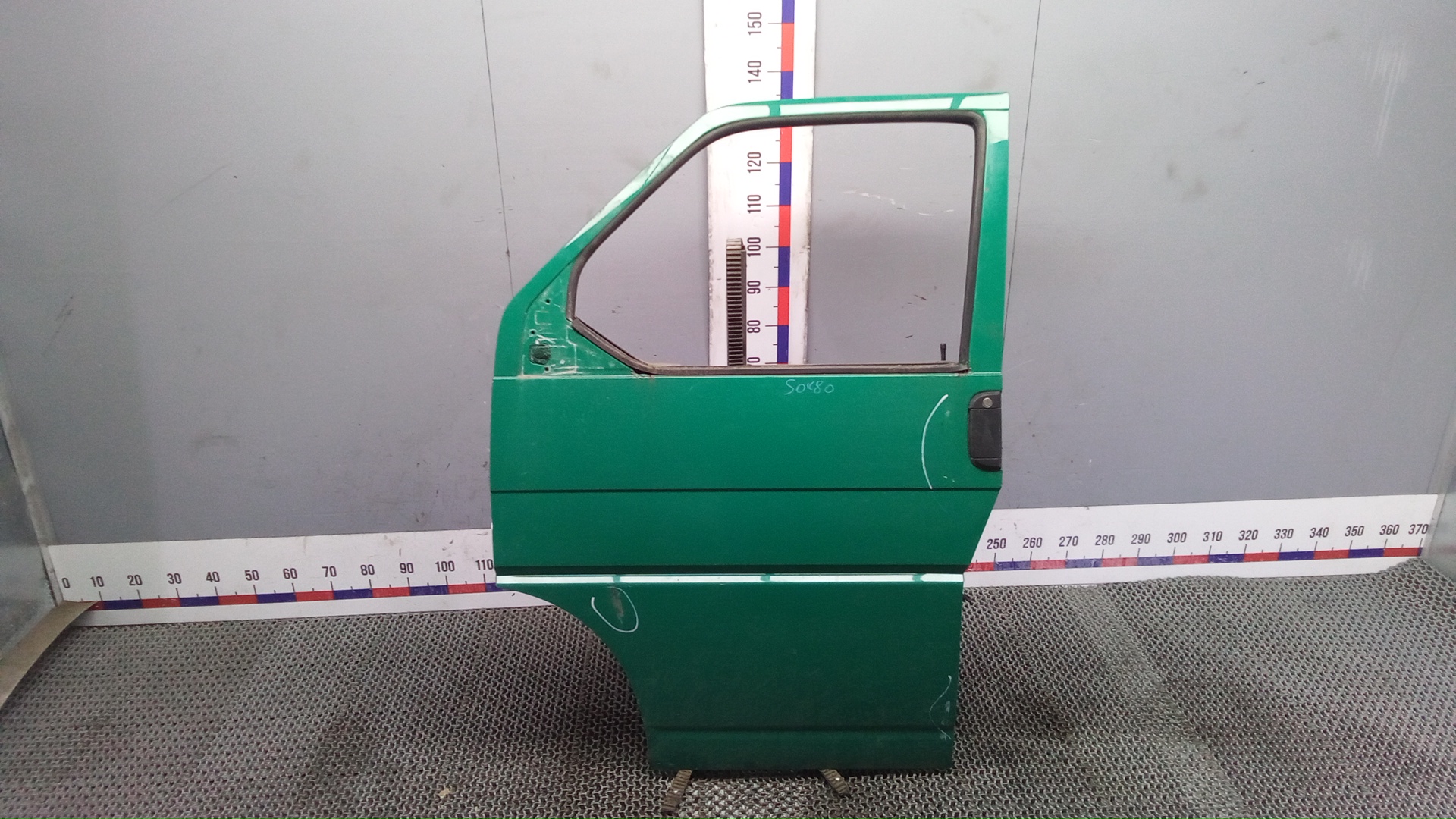 Дверь передняя левая Volkswagen Transporter T4