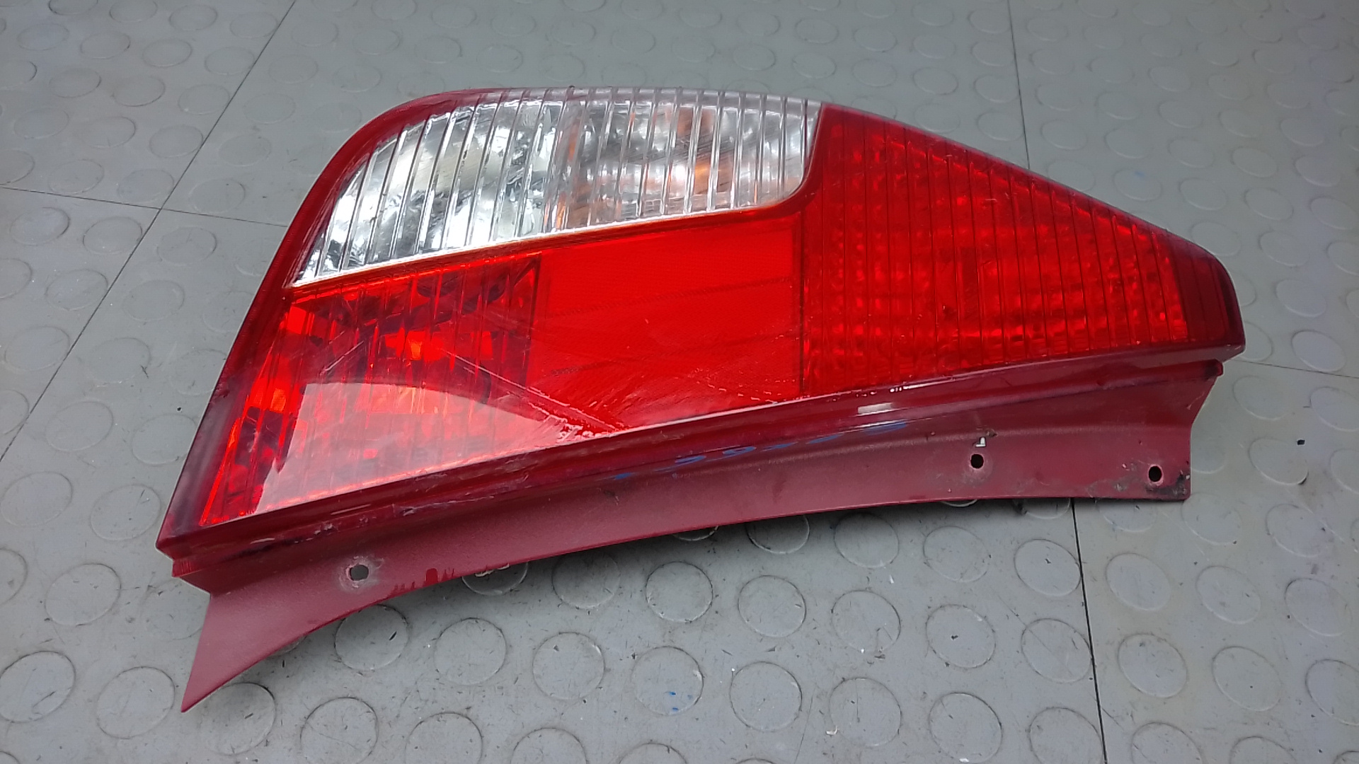 Фонарь задний левый Hyundai i10 PA