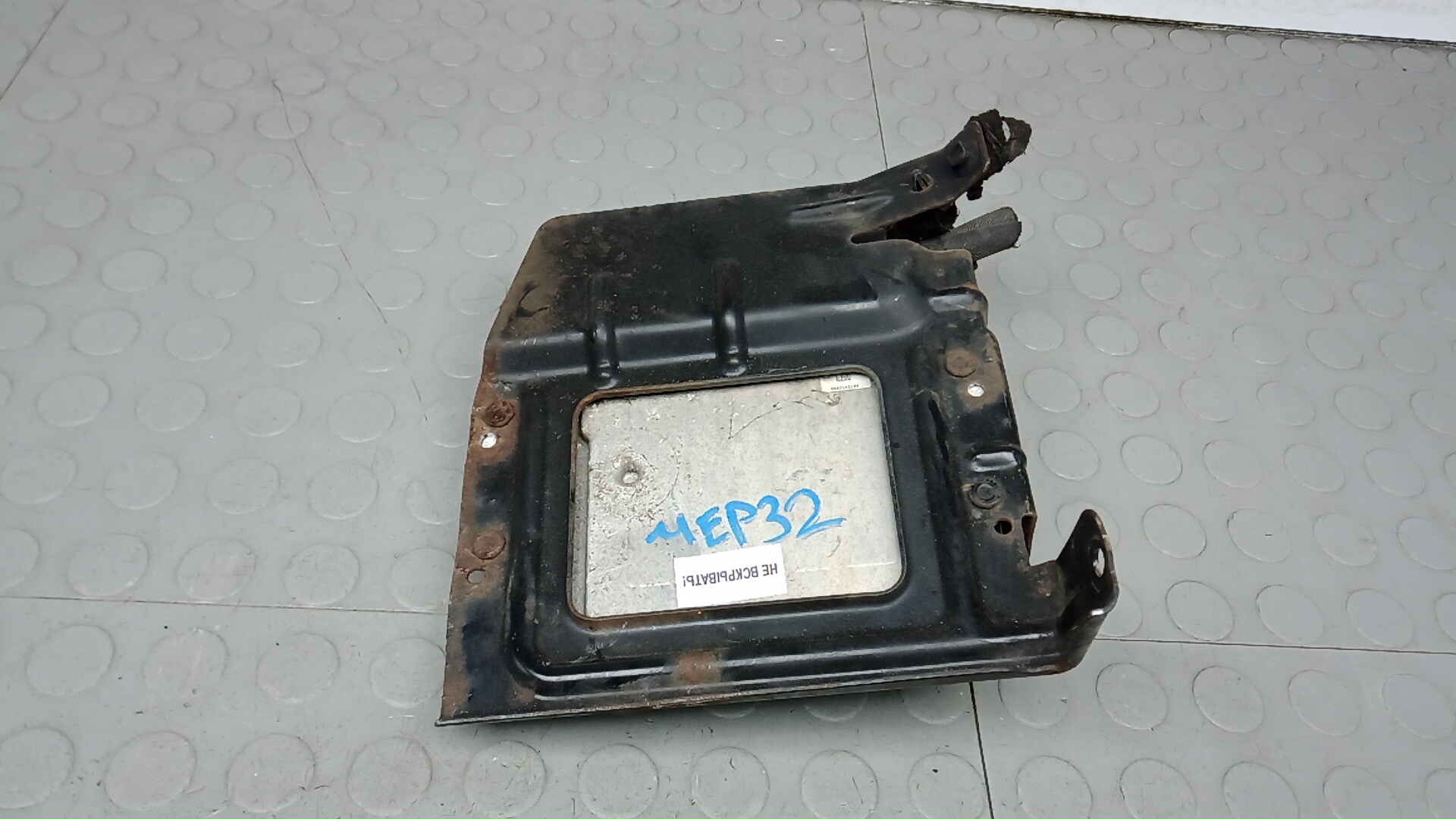 Блок управления двс Opel Zafira B