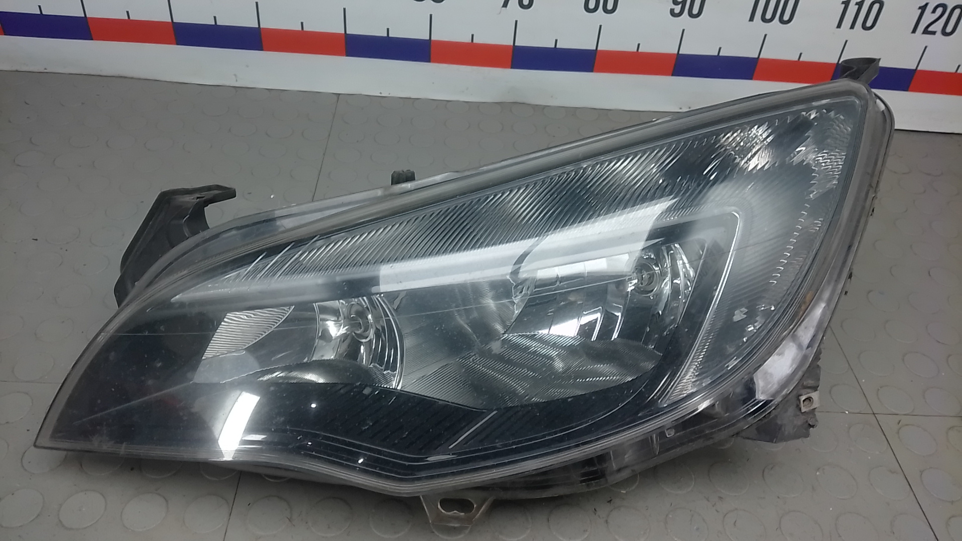Фара левая Opel Astra J