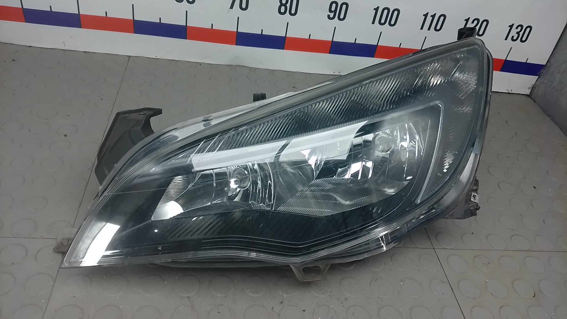 Фара левая Opel Astra J