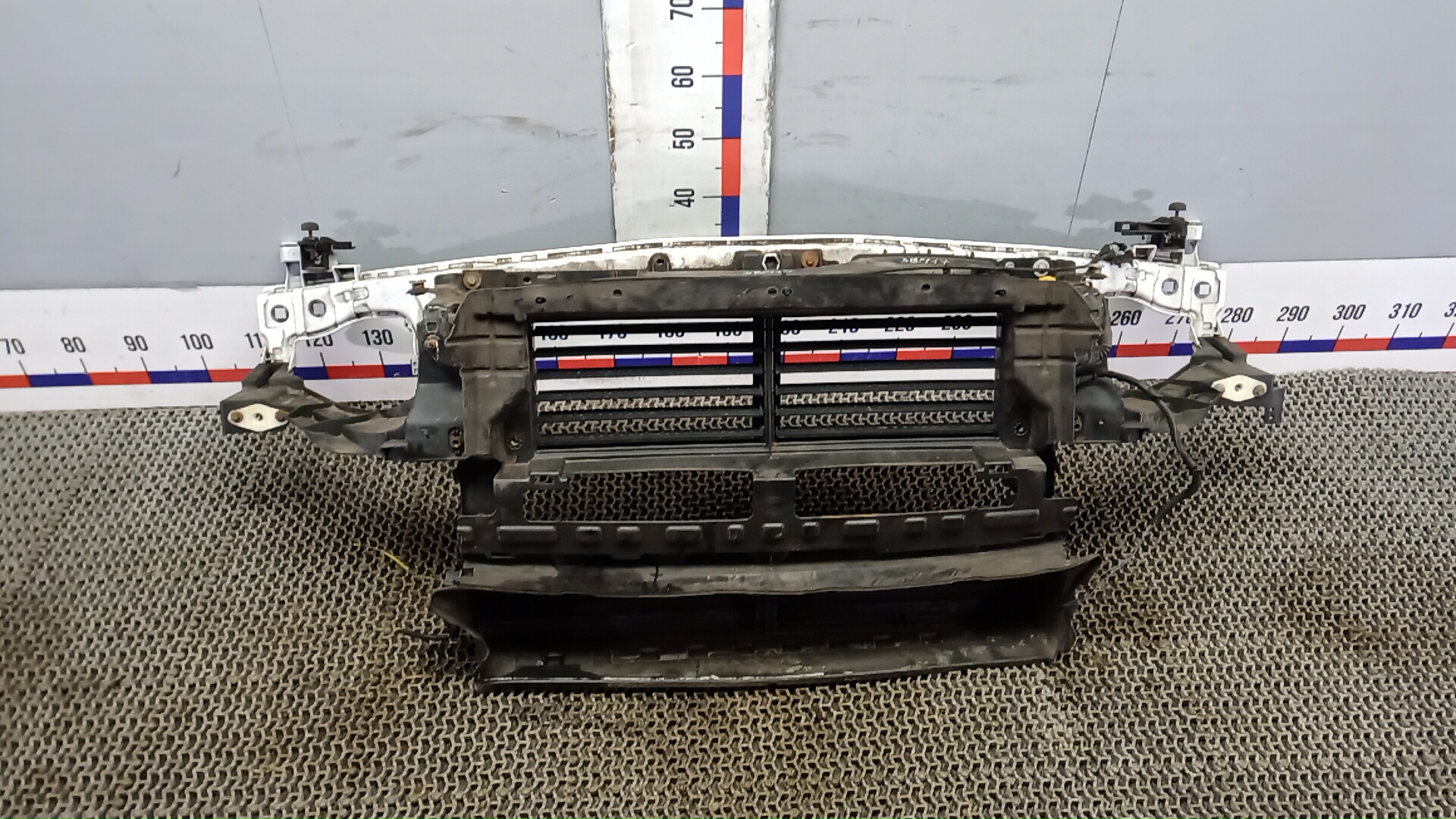 Передняя панель крепления облицовки (телевизор) Ford Mondeo 5