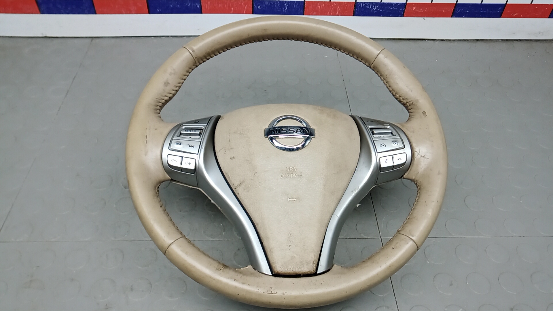 Руль Nissan X-Trail T32