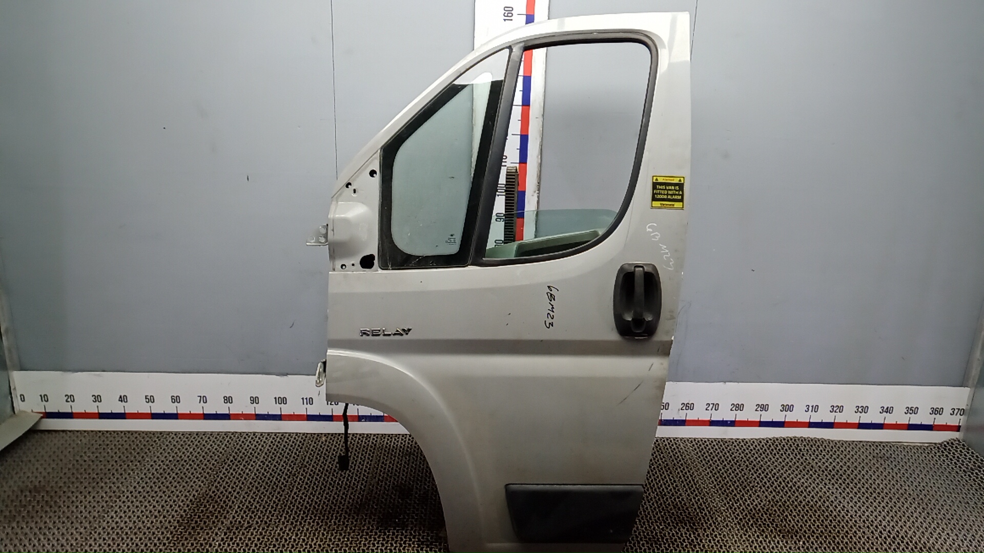 Дверь передняя левая Citroen Jumper 3