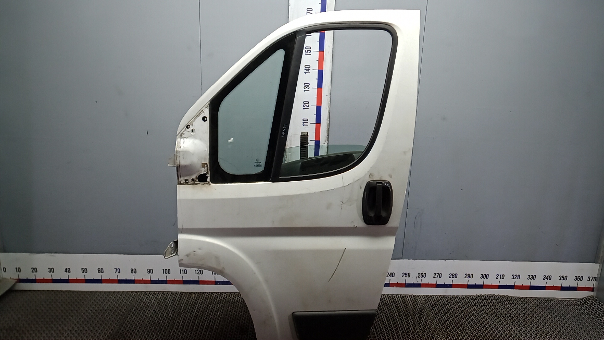 Дверь передняя левая Peugeot Boxer 3