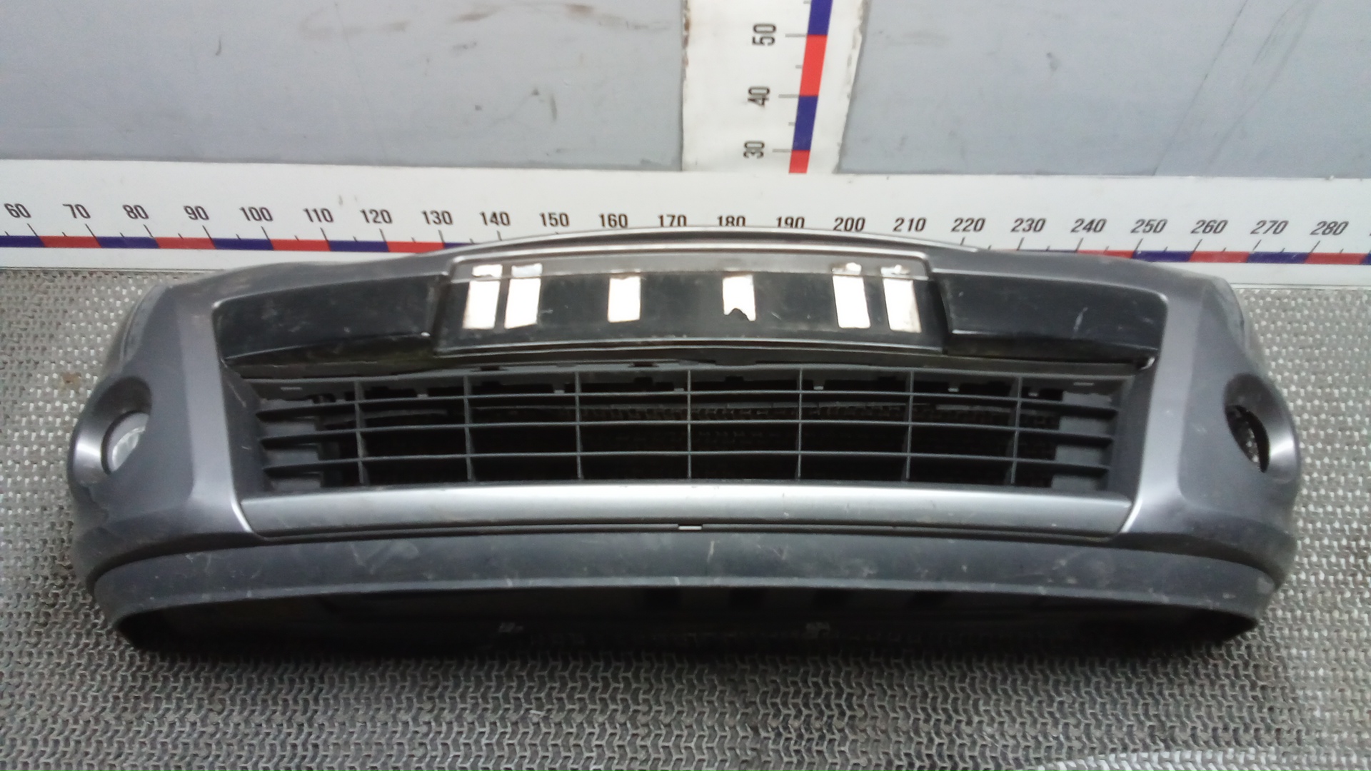 Бампер передний Renault Clio 3