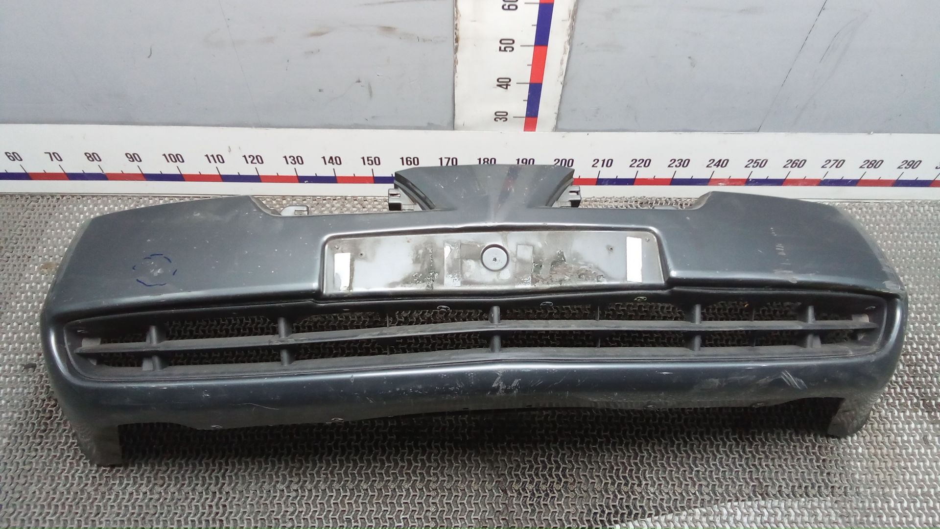 Бампер передний Nissan Primera P12