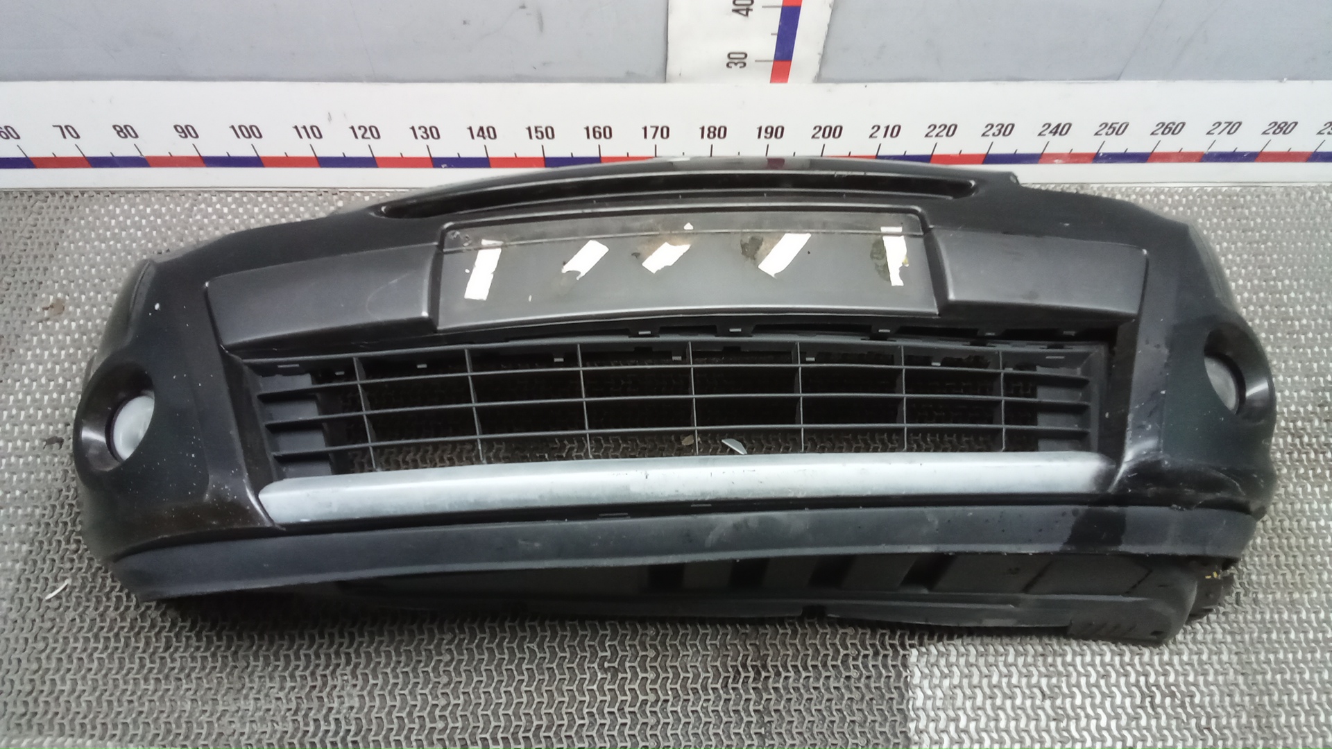 Бампер передний Renault Clio 3