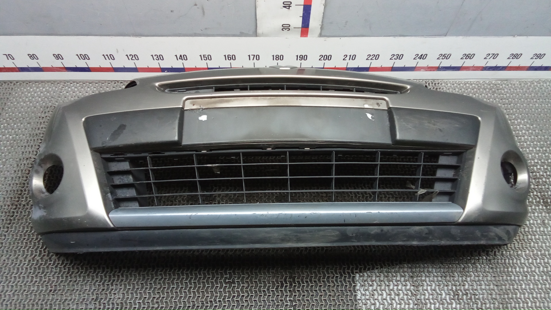 Бампер передний Renault Clio 3