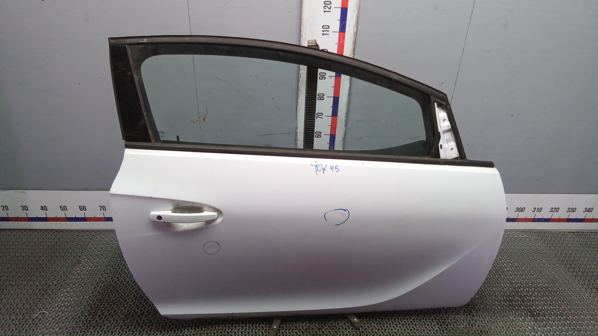 Дверь передняя правая Opel Astra GTC