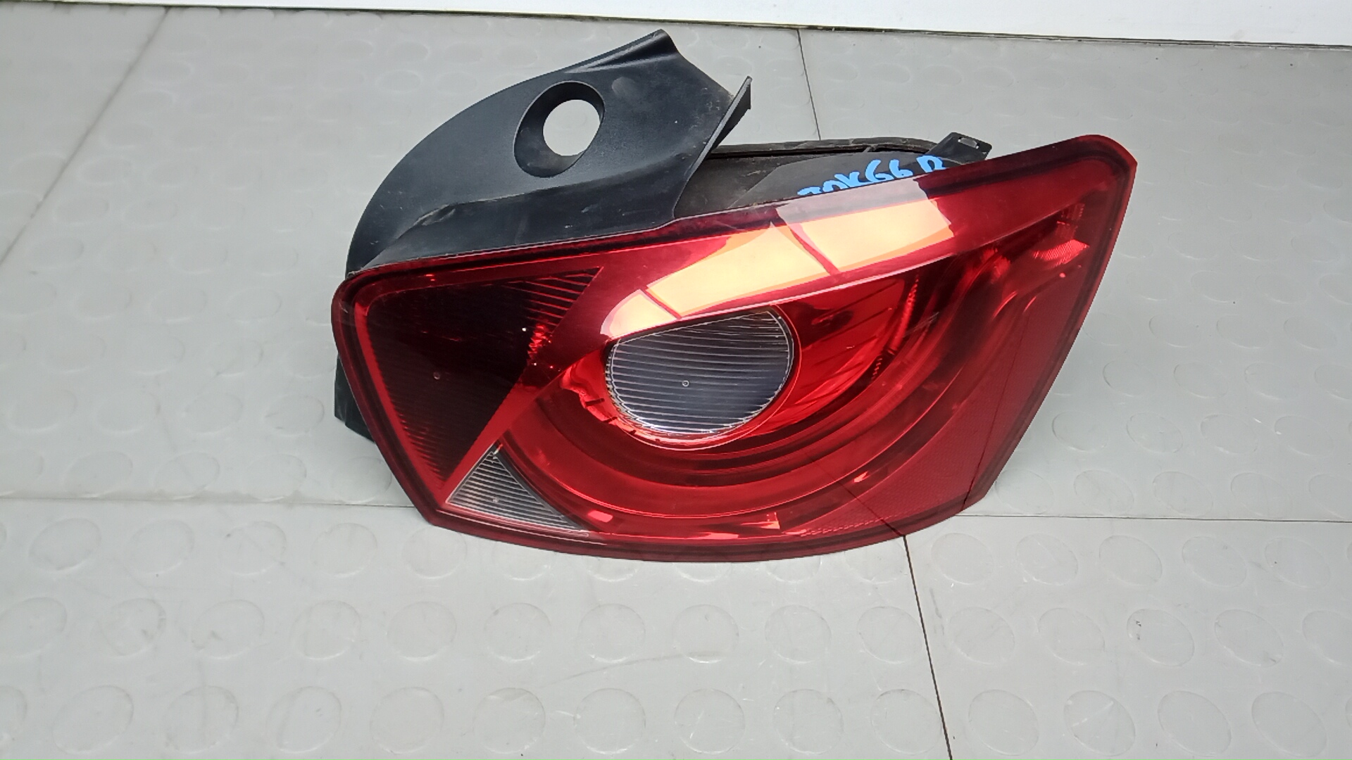 Фонарь задний правый Seat Ibiza 4