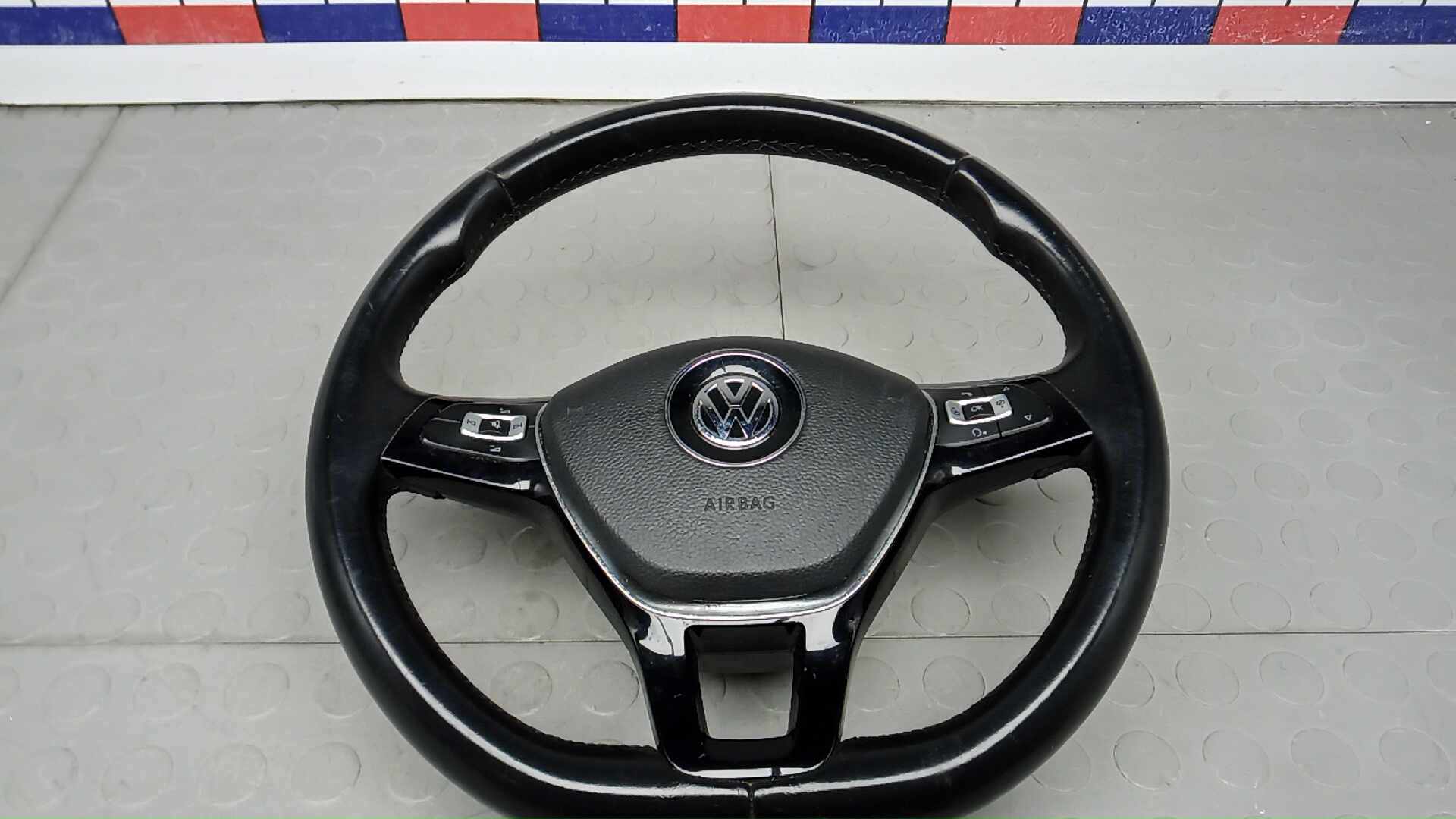 Руль Volkswagen Passat B8