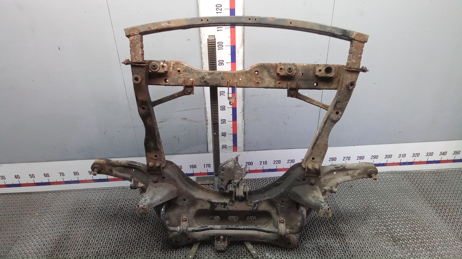 Балка подвески передняя Nissan Qashqai J11