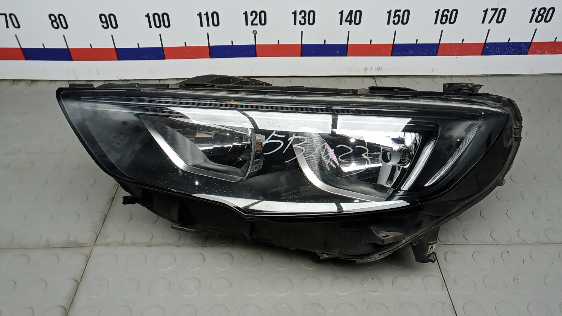 Фара левая Opel Insignia 2