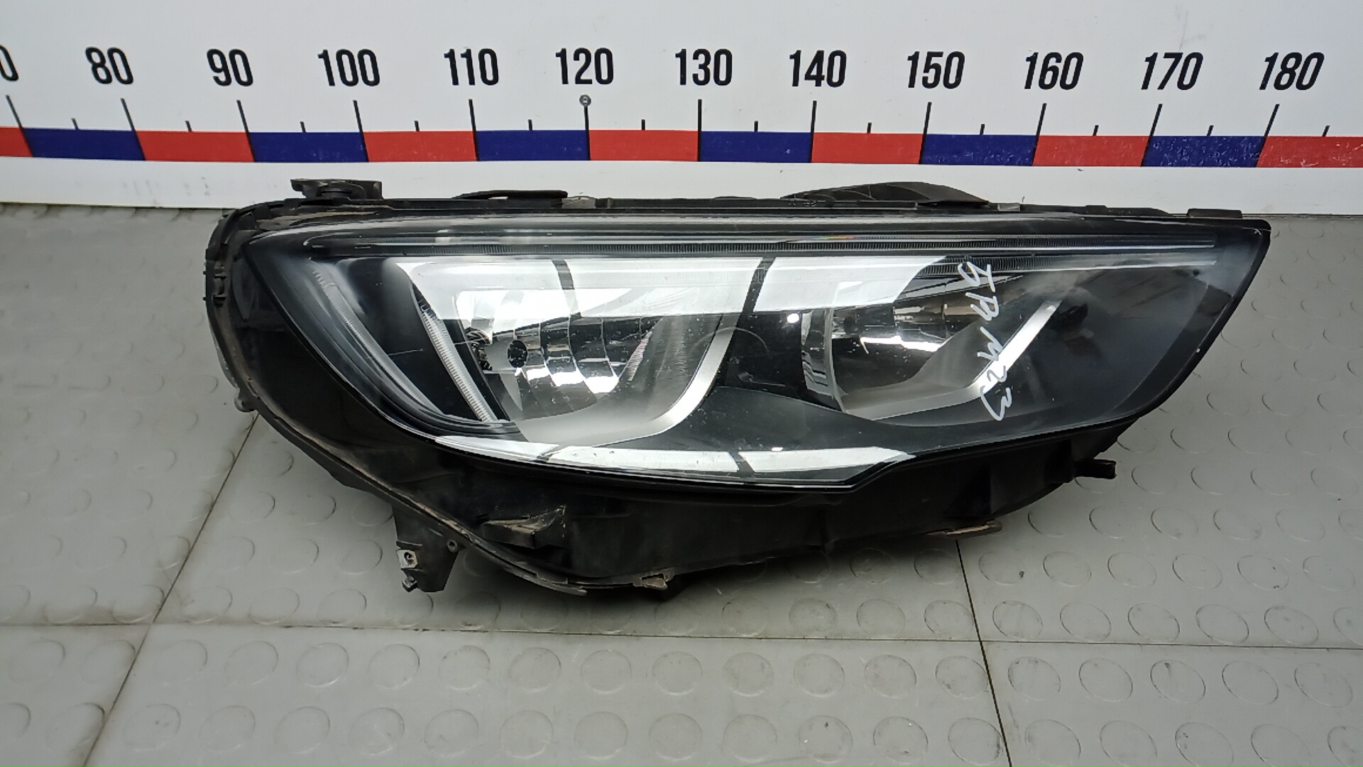 Фара правая Opel Insignia 2
