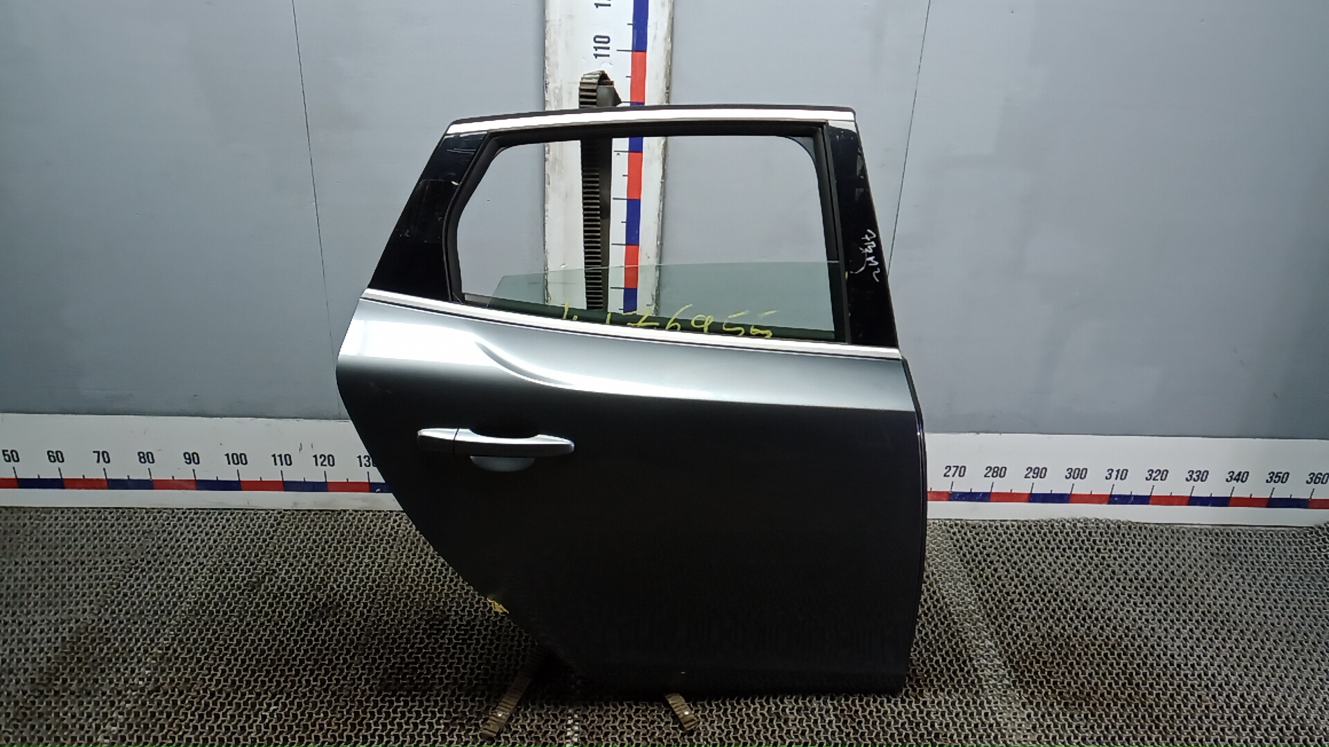 Дверь задняя правая Volvo V40 2