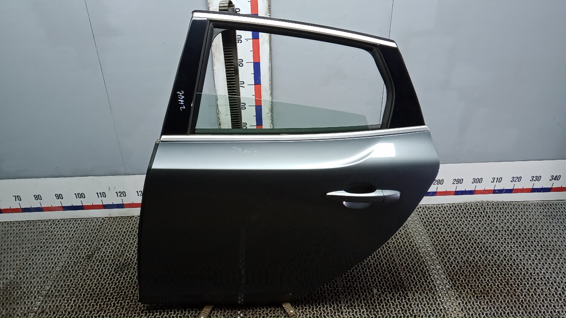 Дверь задняя левая Volvo V40 2