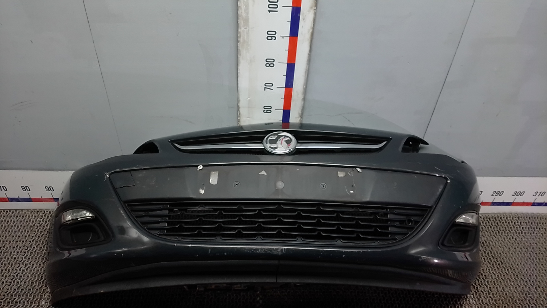 Бампер передний Opel Astra J