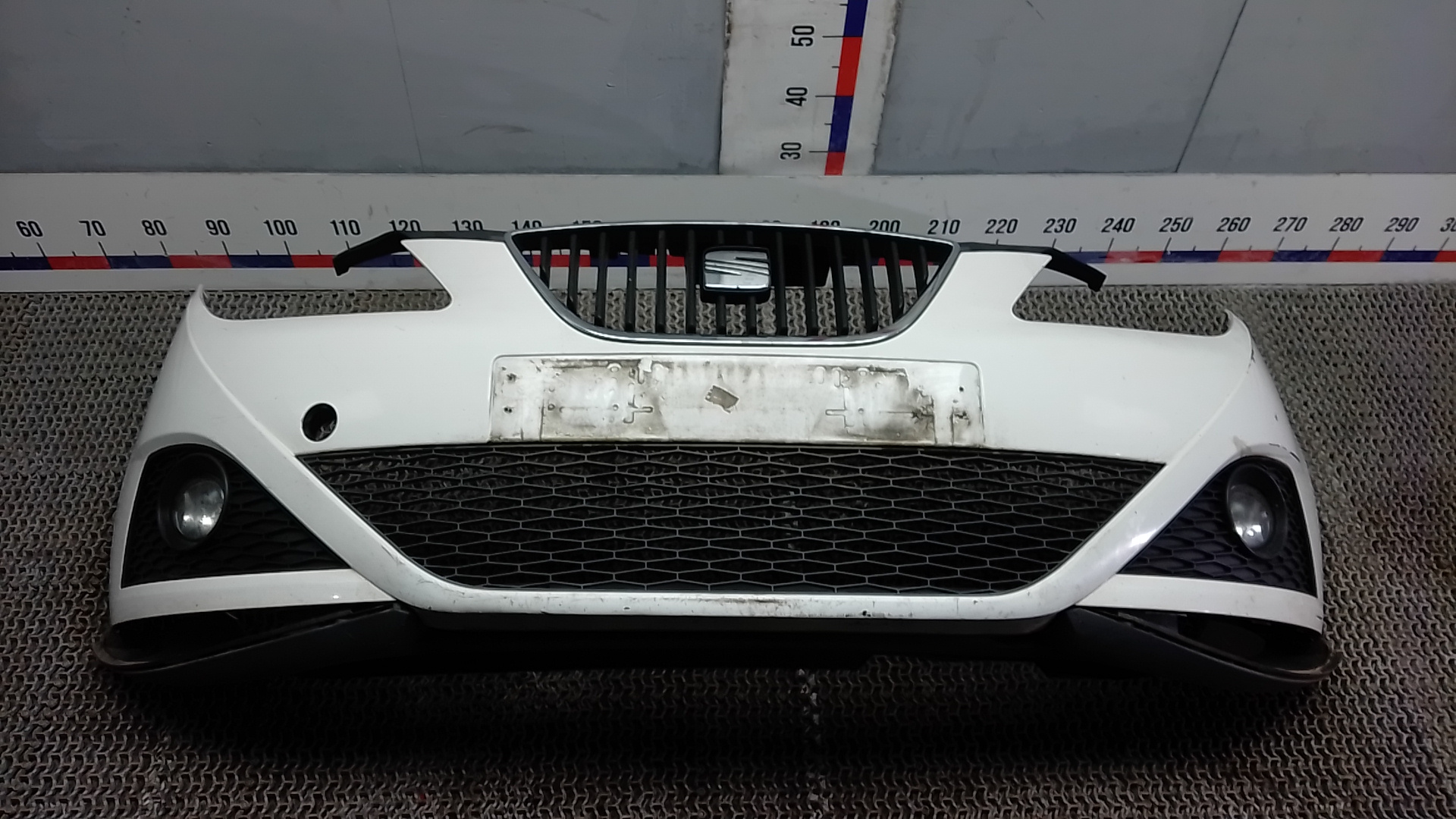 Бампер передний Seat Ibiza 4