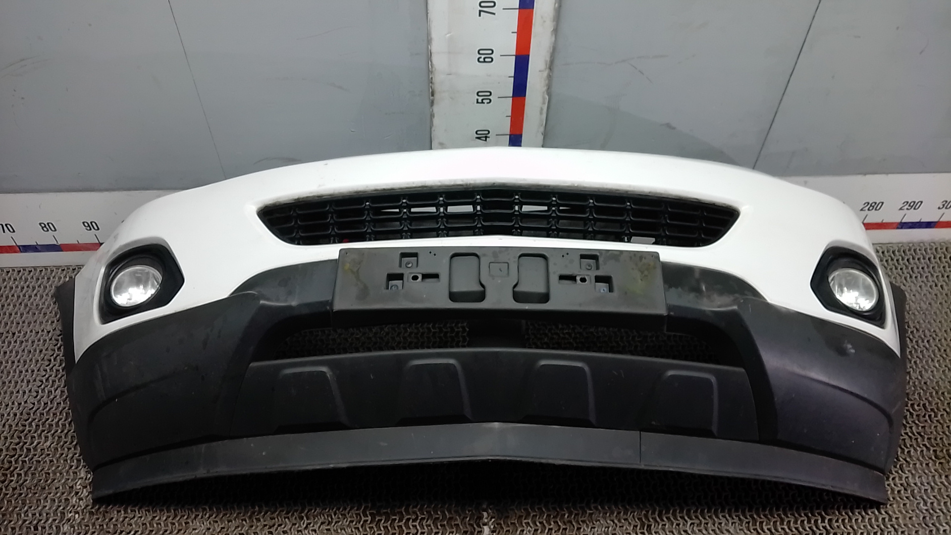 Бампер передний Opel Antara