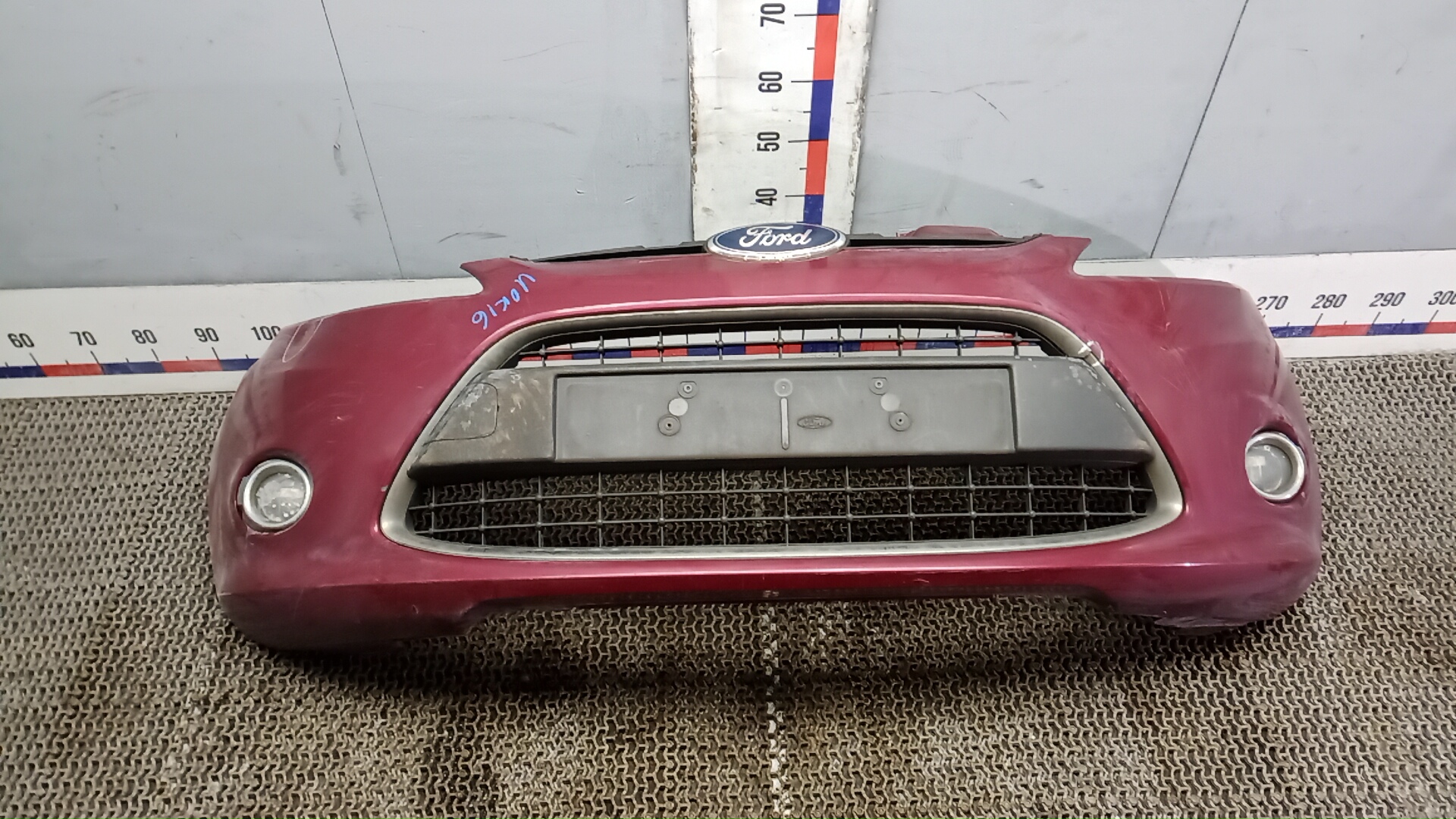 Бампер передний Ford Fiesta 6