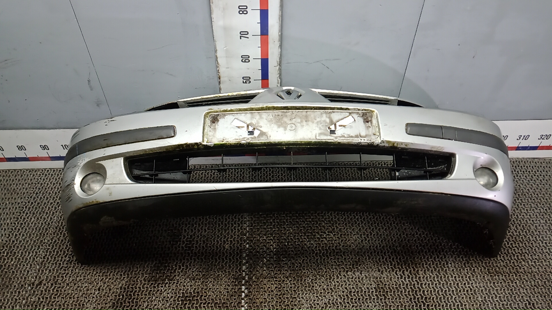 Бампер передний Renault Laguna 2