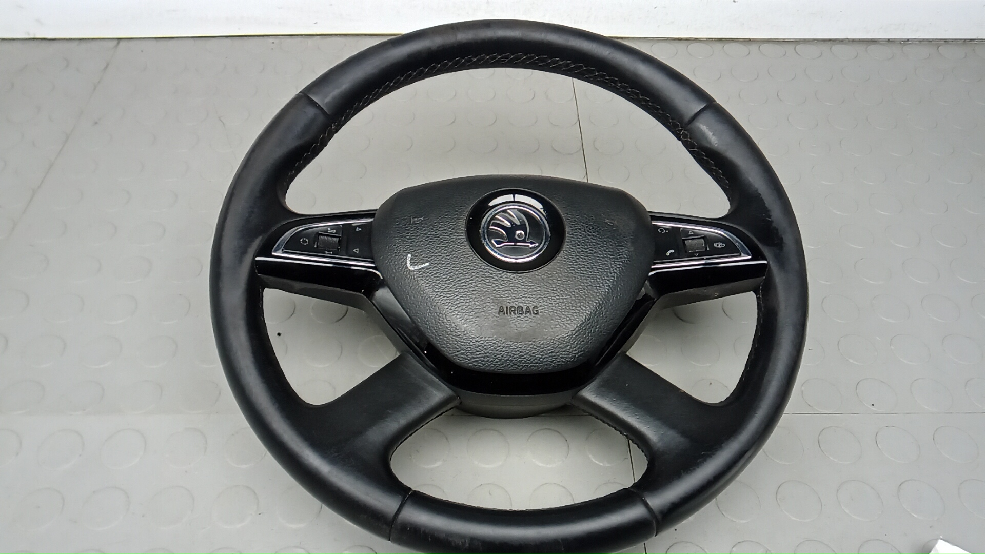 Руль Skoda Octavia A7