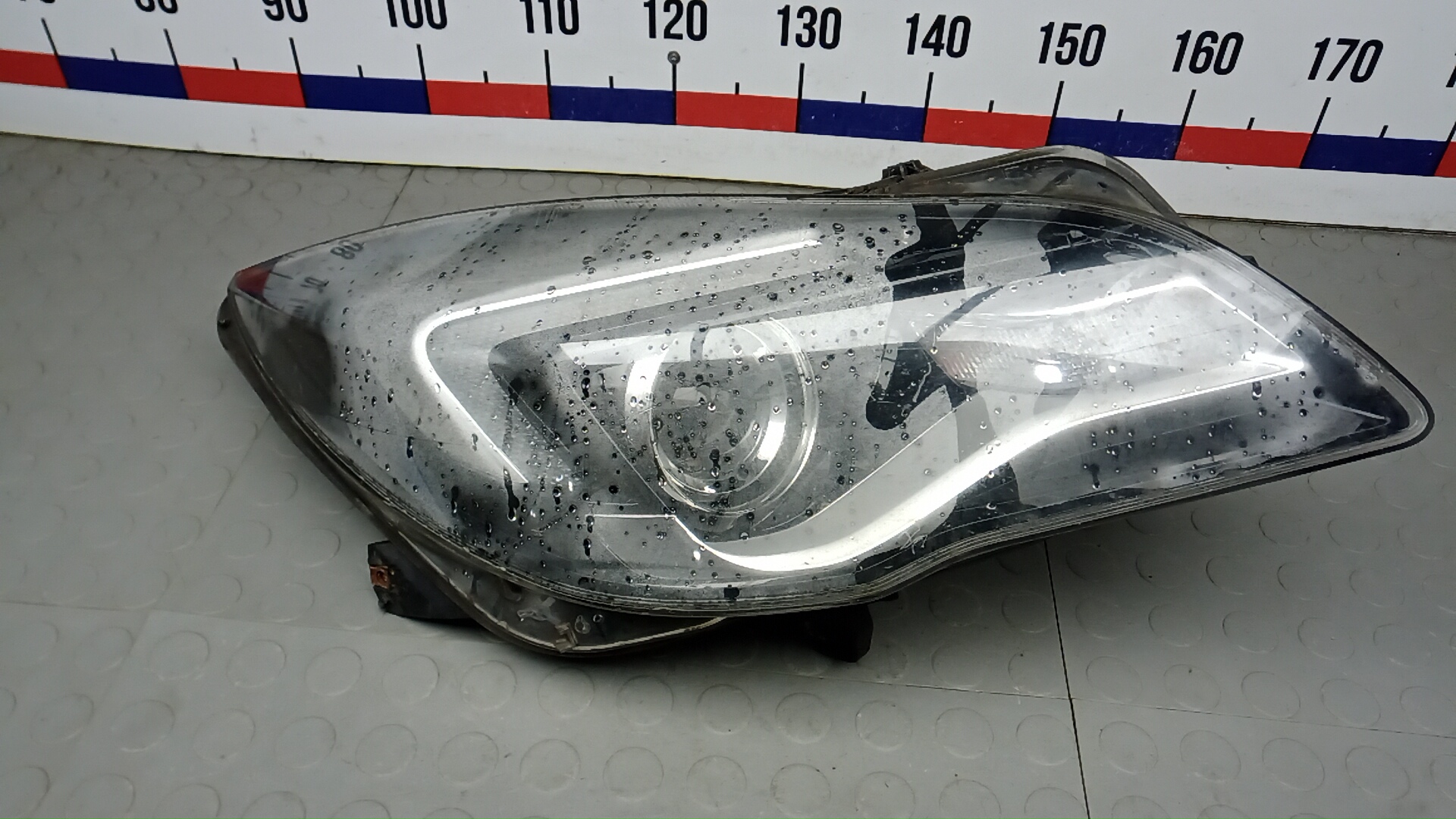 Фара правая Opel Insignia 1