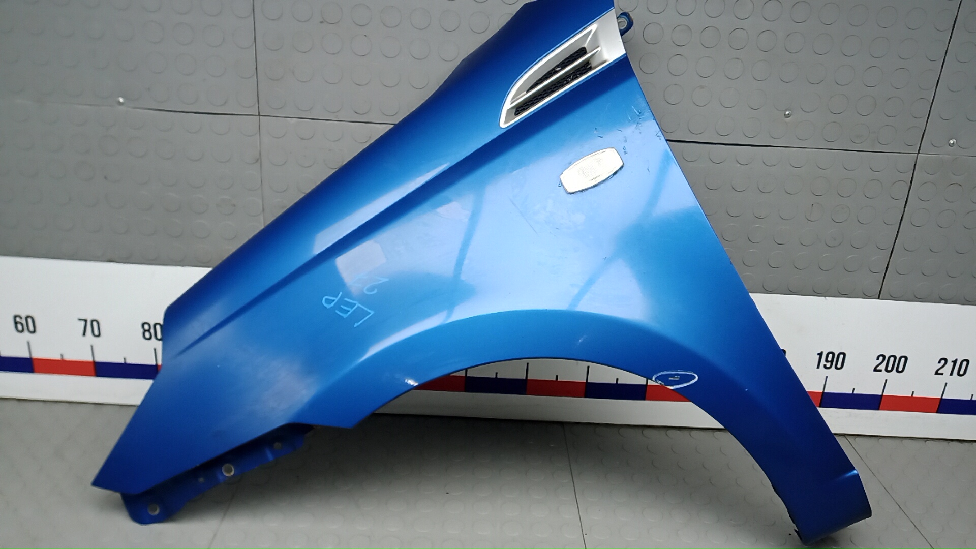 Крыло переднее левое Chevrolet Aveo 1