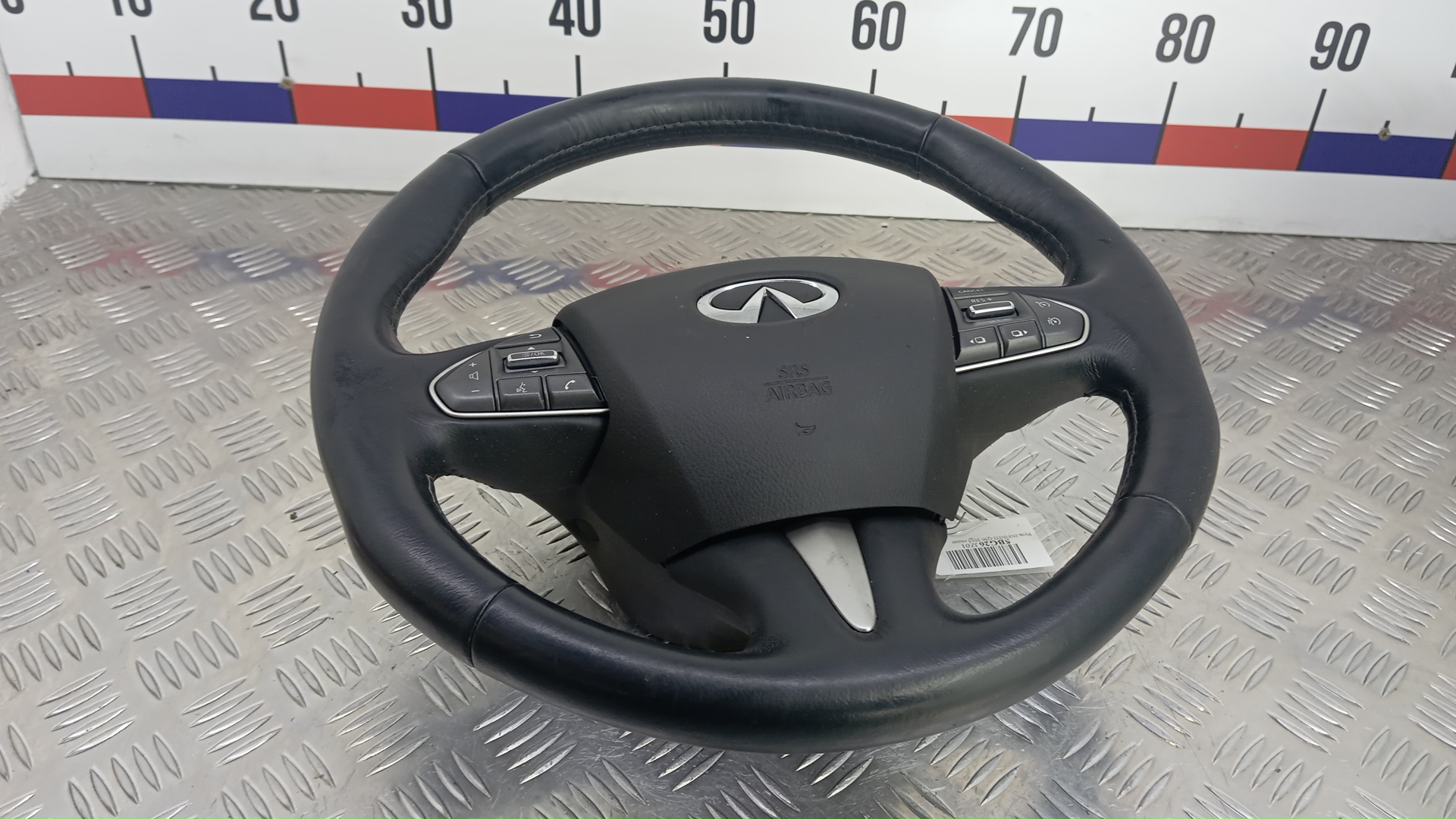 Руль Infiniti Q50