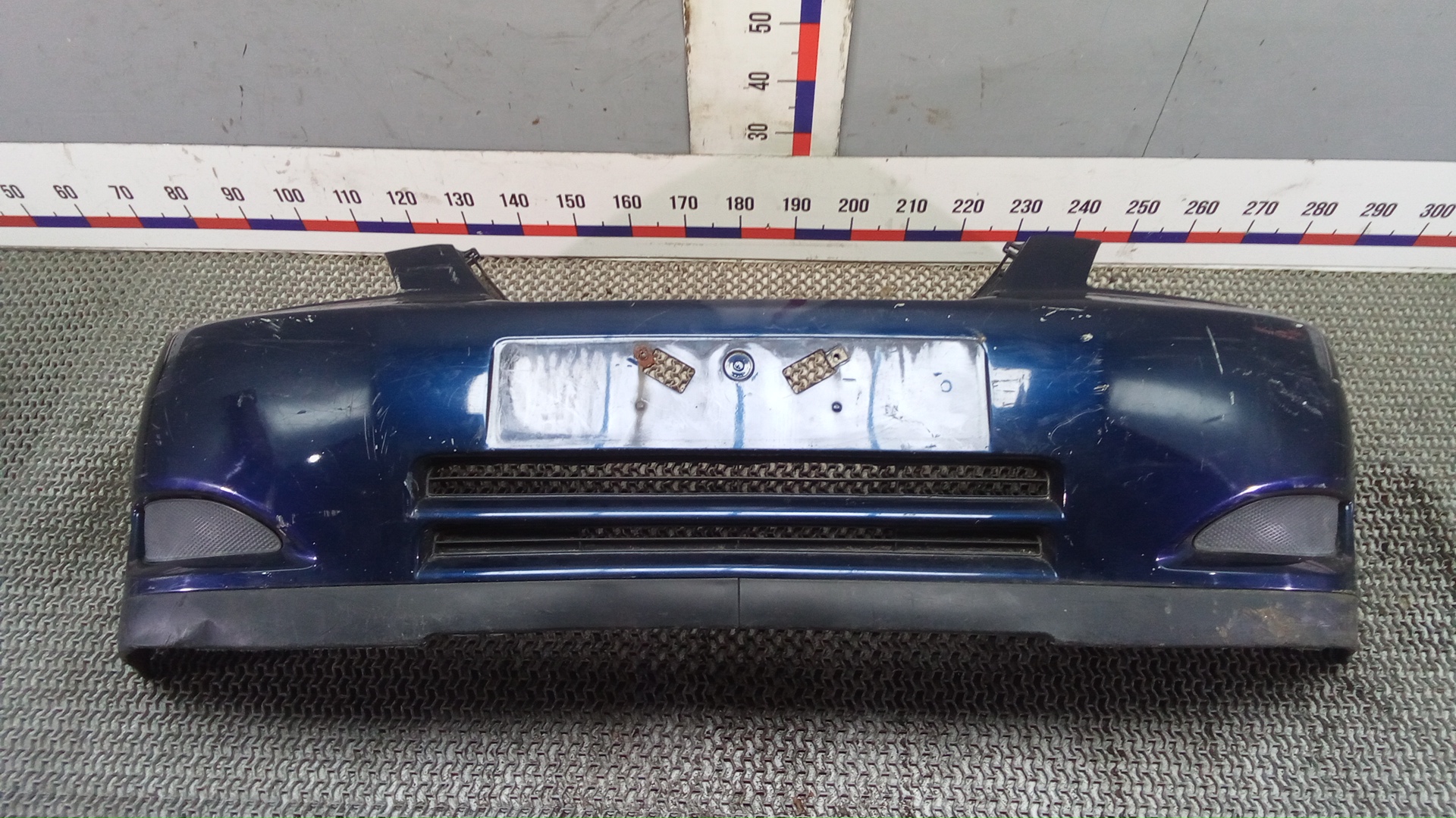 Бампер передний Toyota Corolla E12