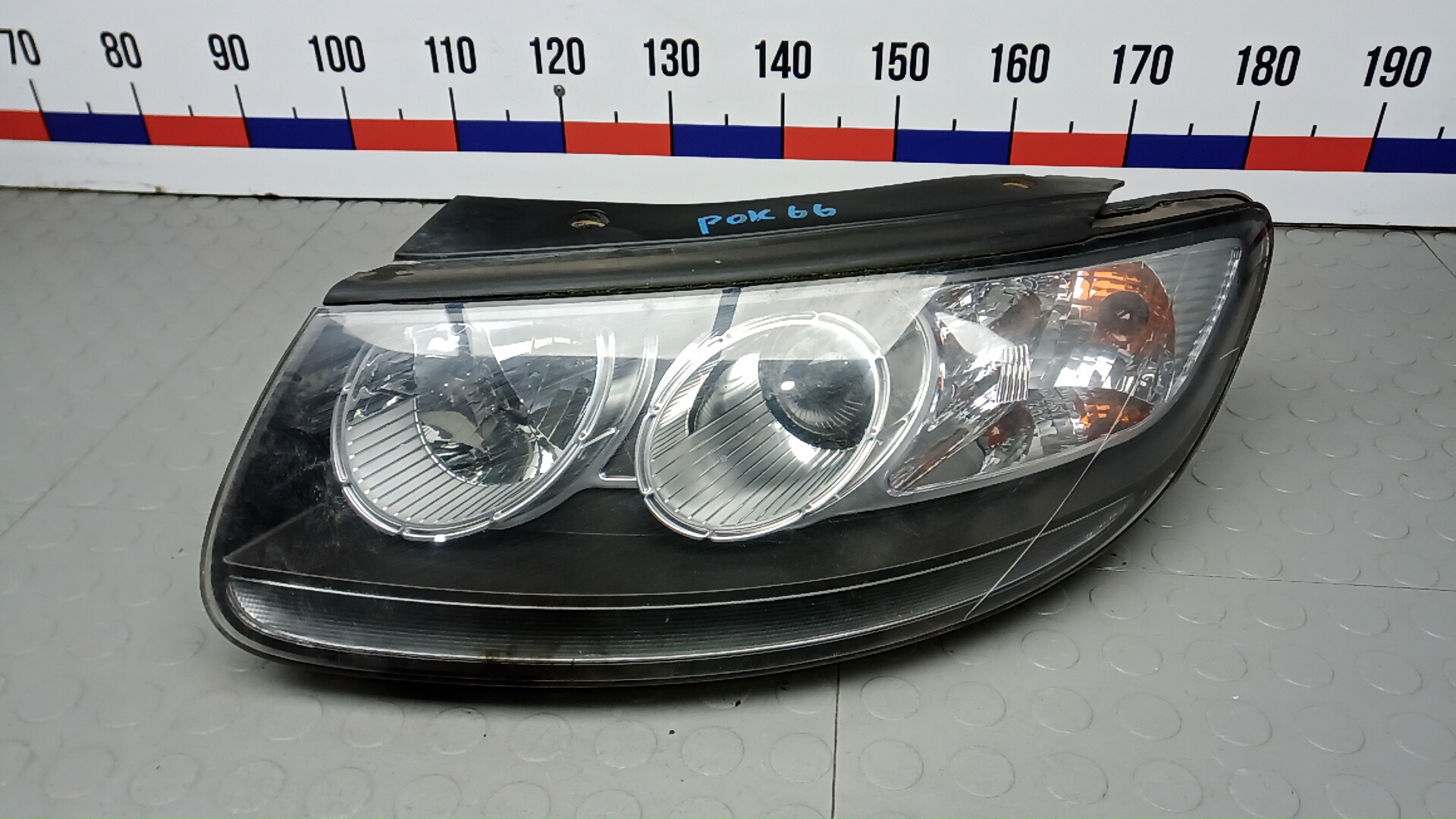 Фара левая Hyundai Santa Fe 2
