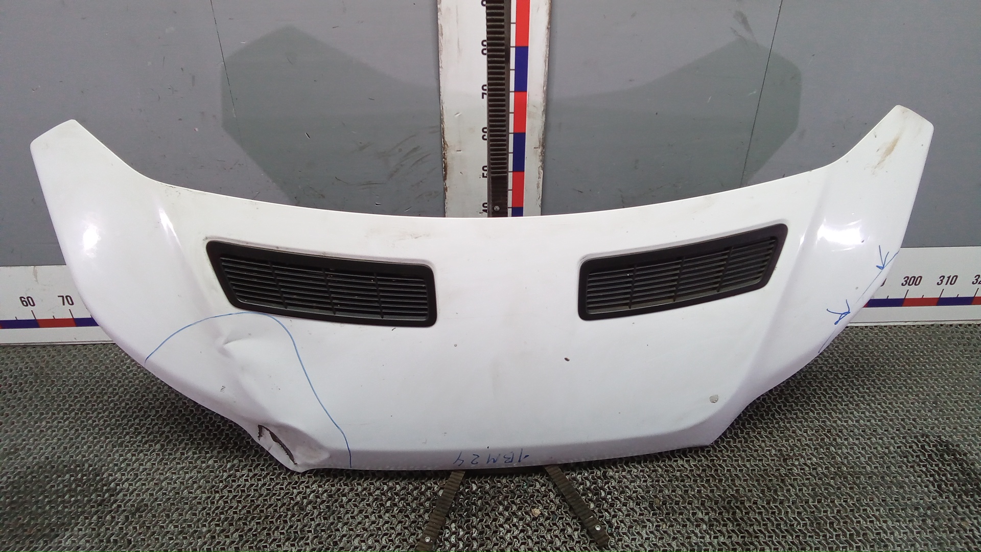 Капот Ford Transit 8