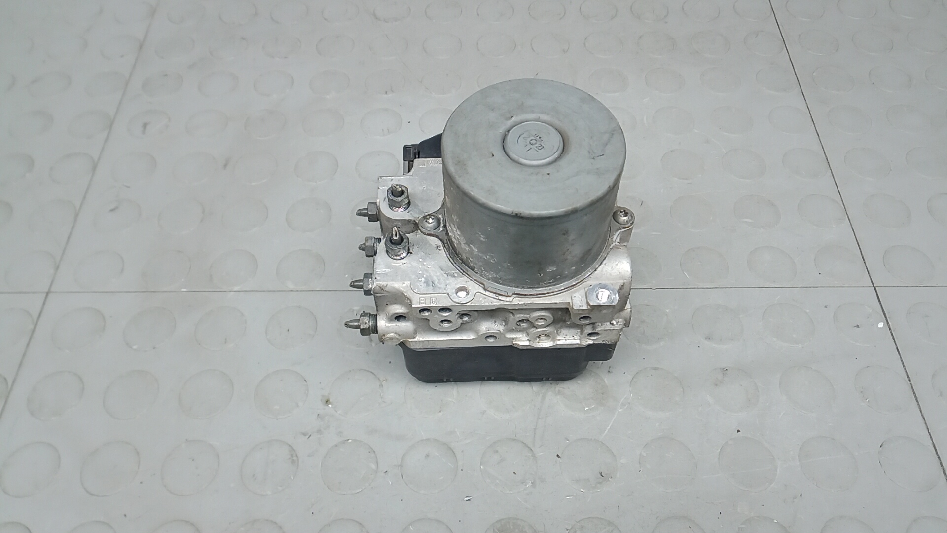Блок ABS Toyota RAV4 CA40