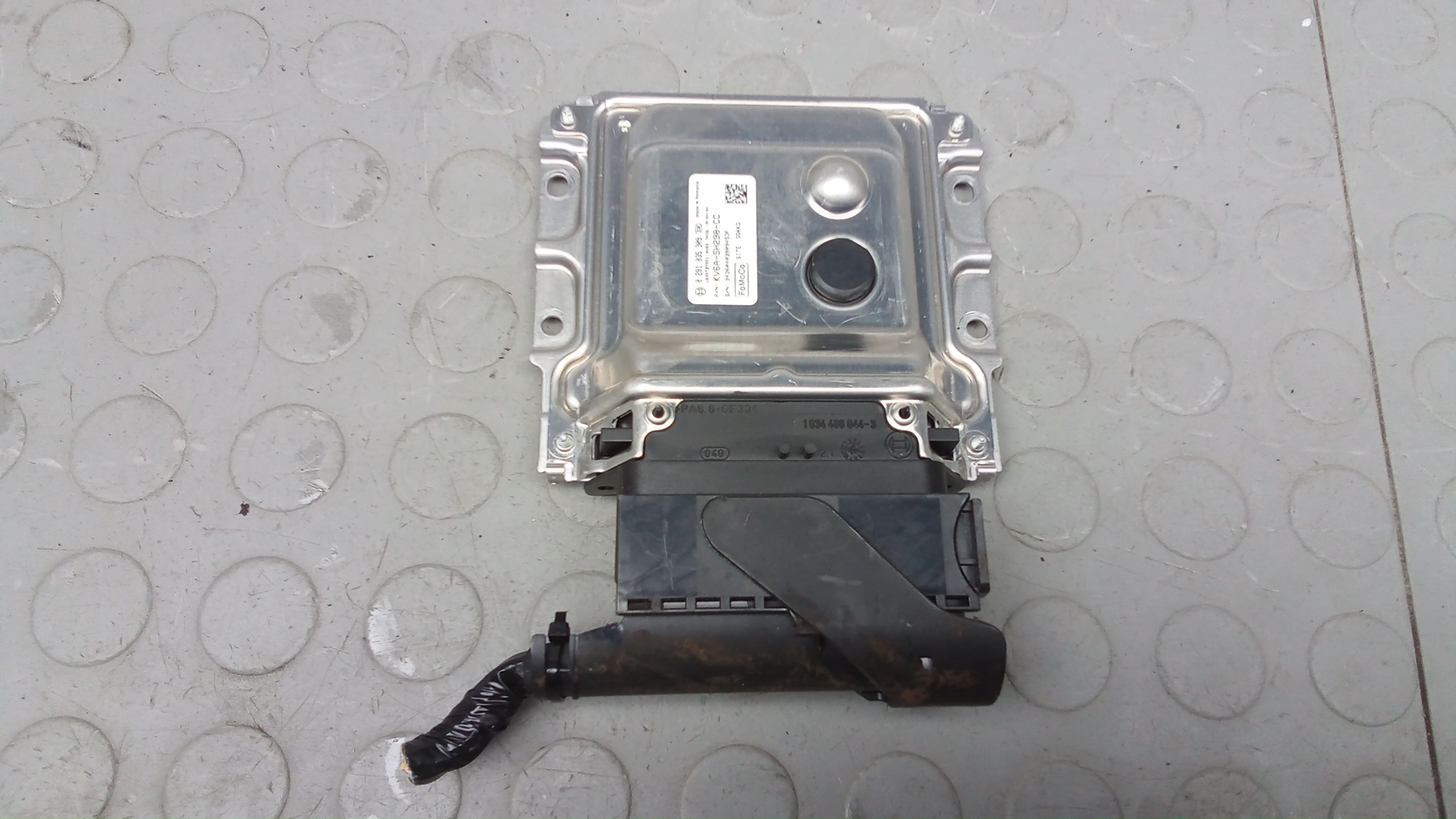Блок управления Ford Focus 4
