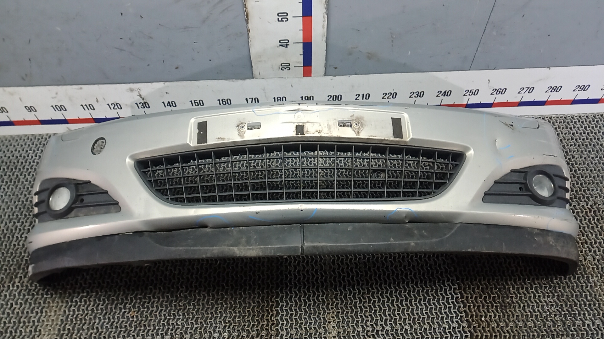 Бампер передний Opel Astra H