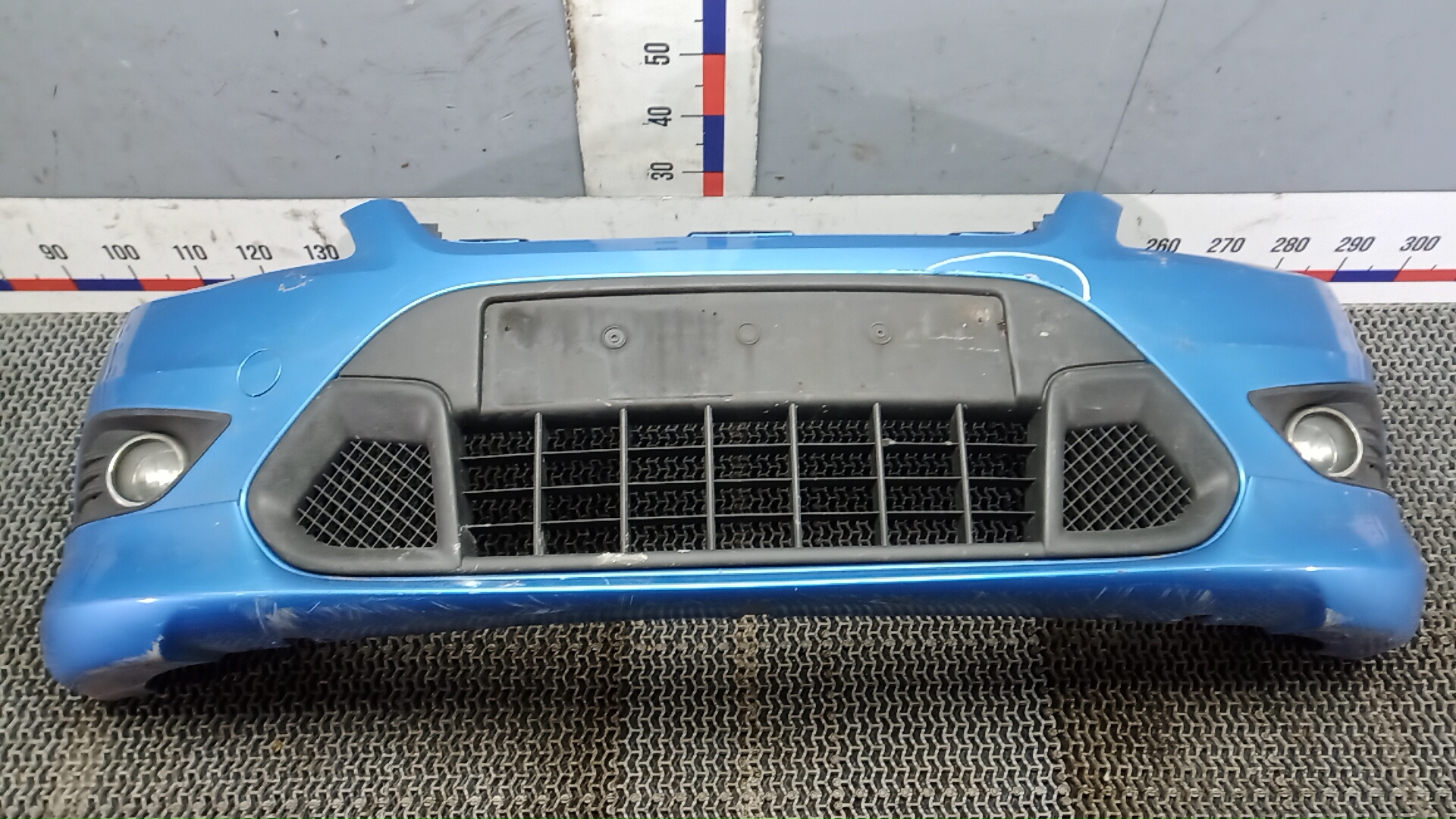 Бампер передний Ford Focus 2