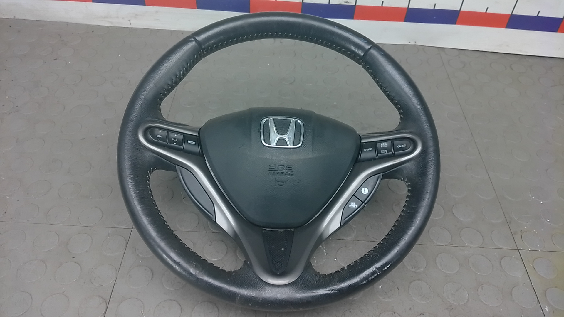 Руль Honda Civic 8