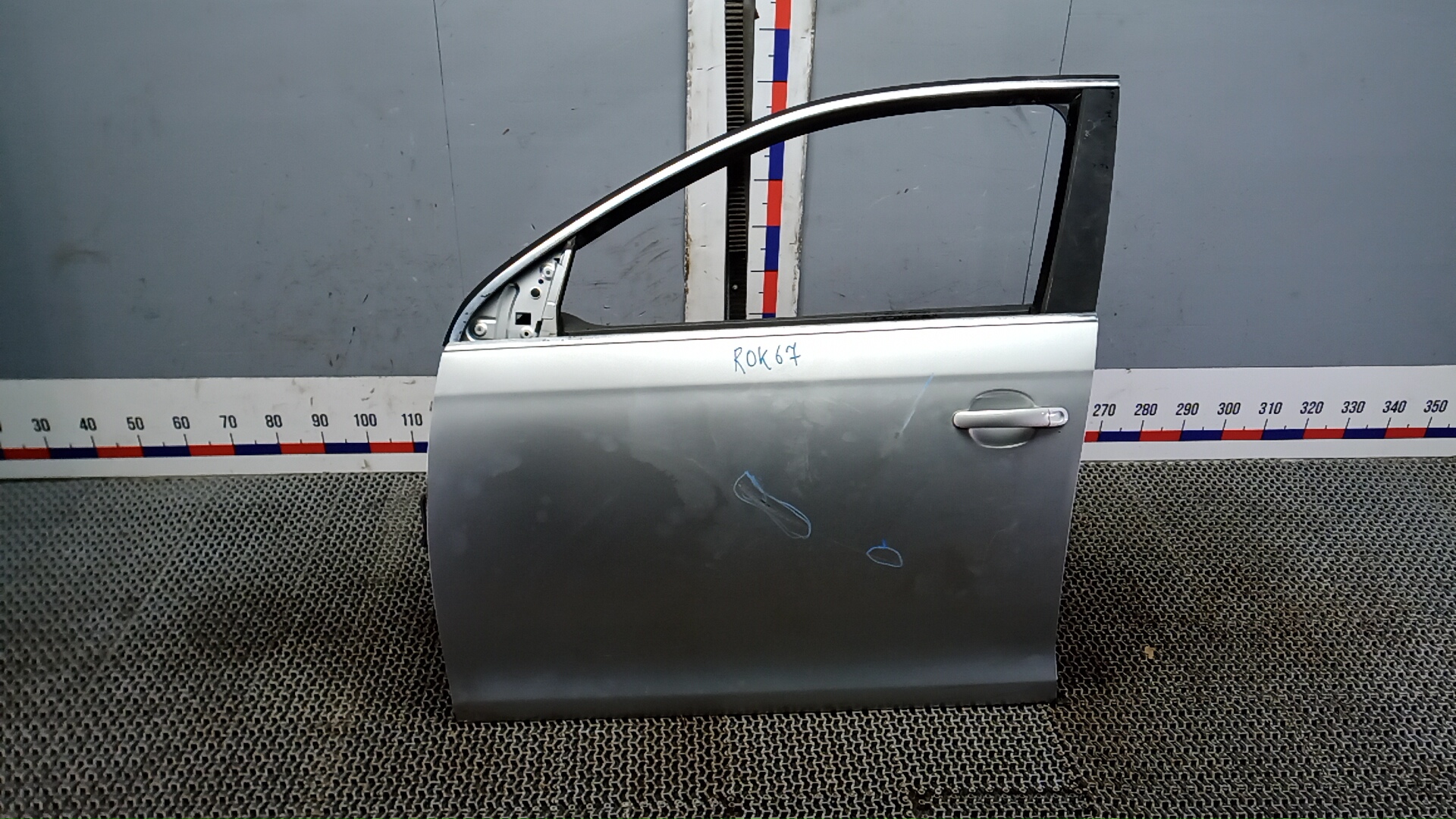 Дверь передняя левая Volkswagen Jetta 5