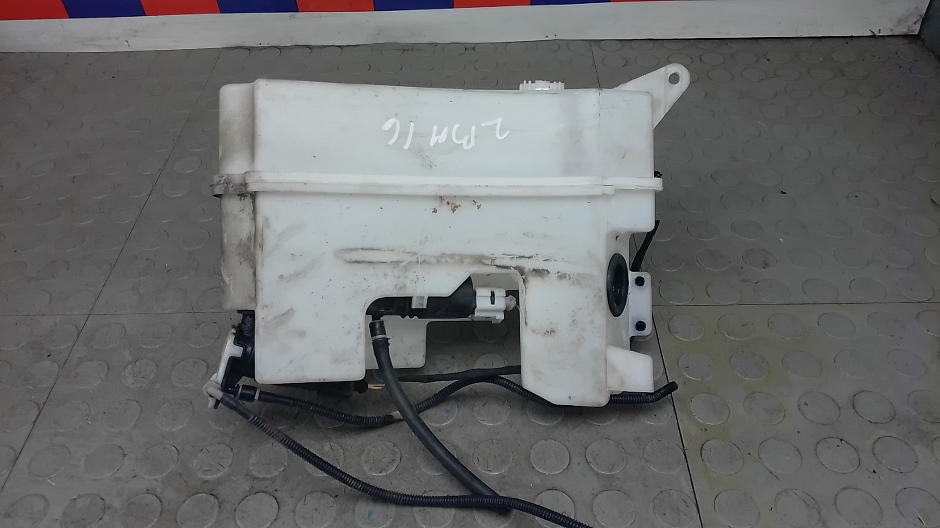 Бачок омывателя Ford Focus 4