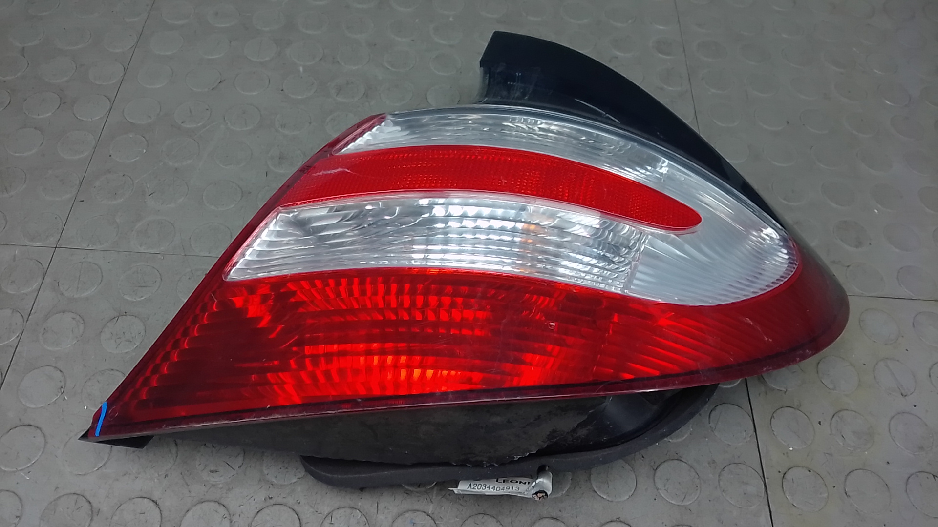 Фонарь задний правый Mercedes-Benz C-Class W203