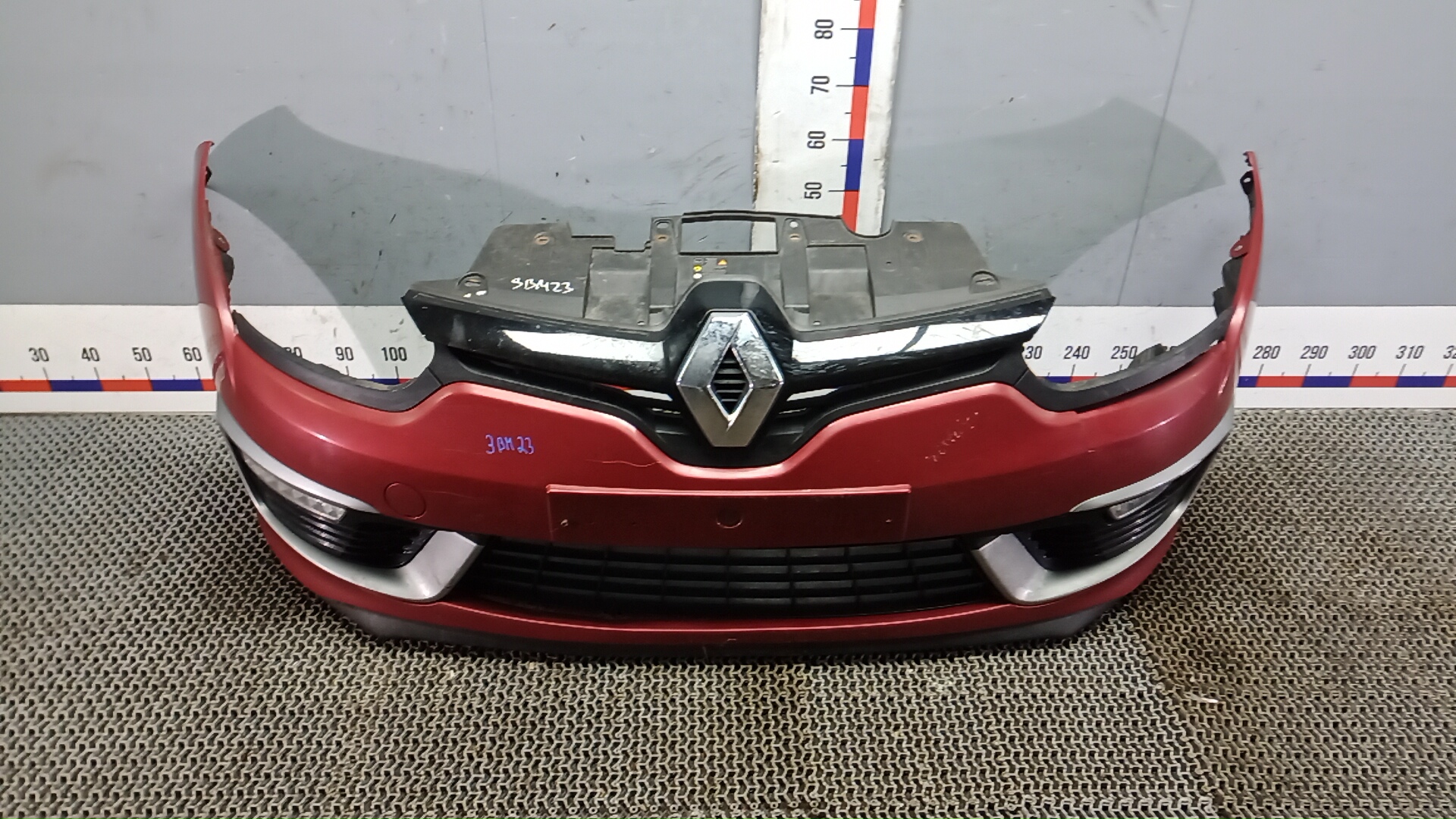Бампер передний Renault Megane 3